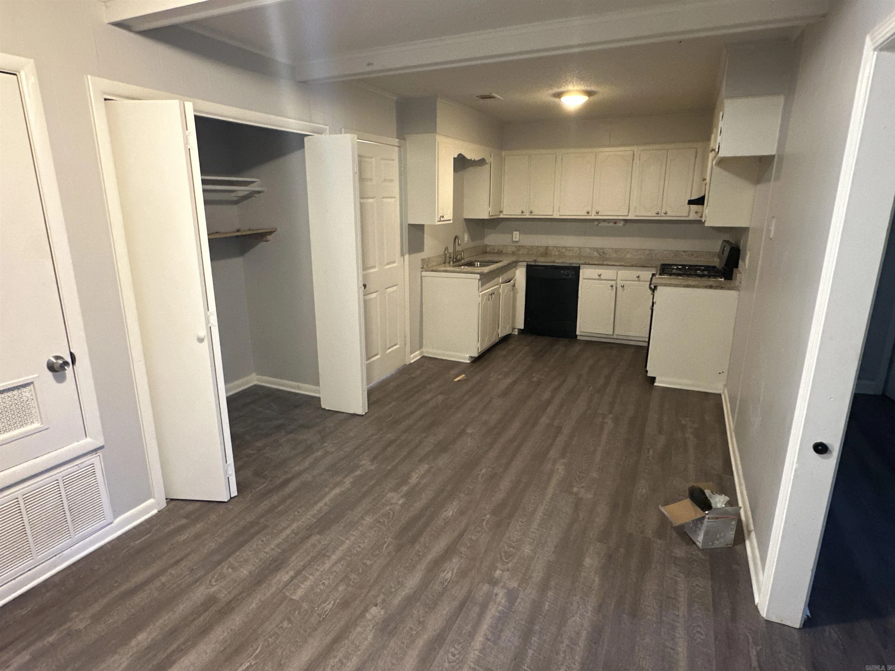 Property at 9525  Nathan hale - Image 8
