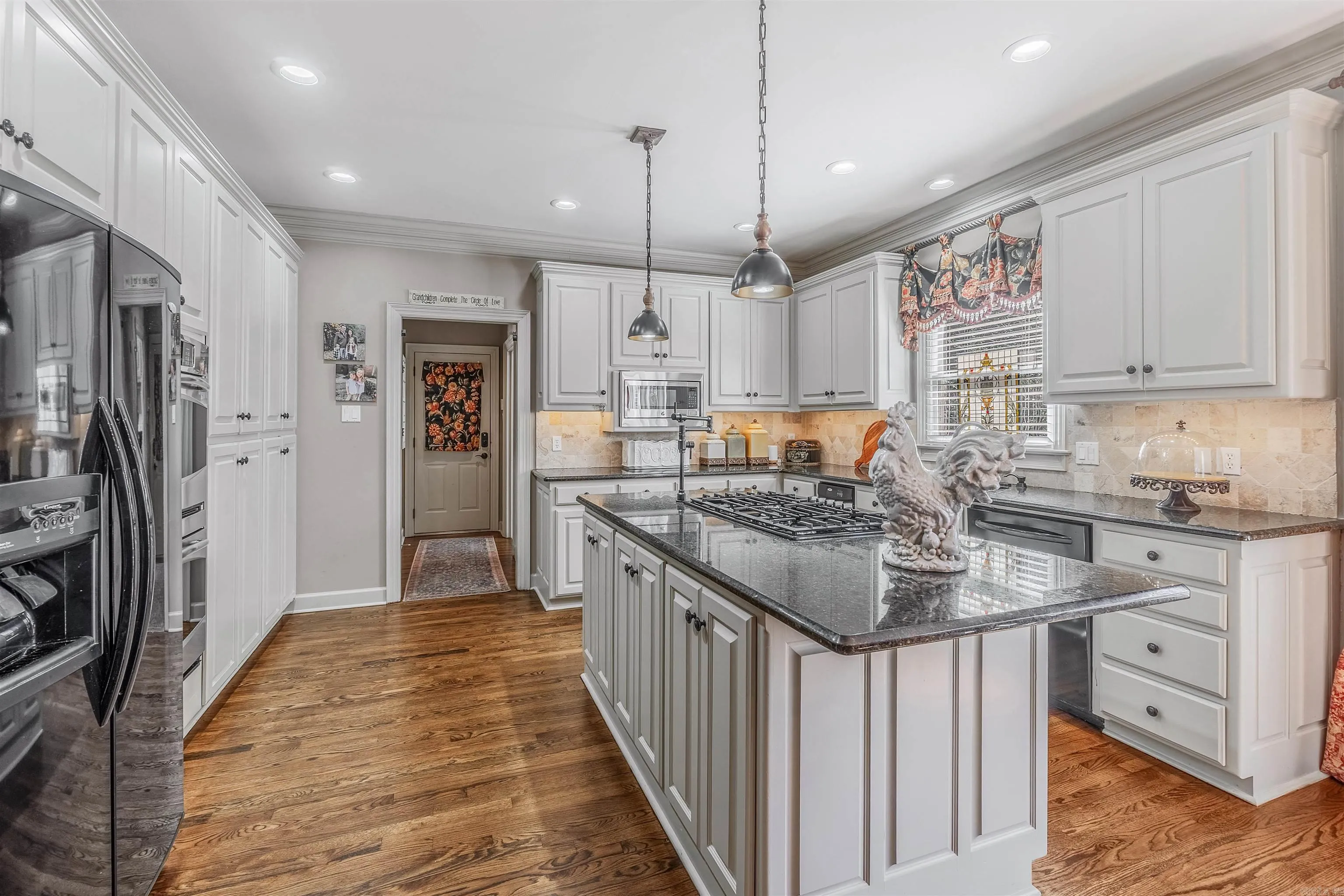 Property at 58  Bascom - Image 9