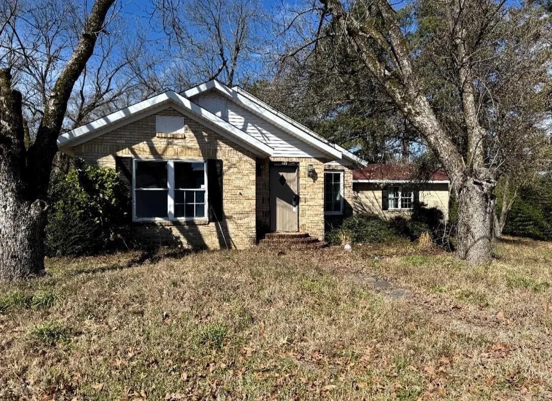 Property at 400  Washington - Image 1