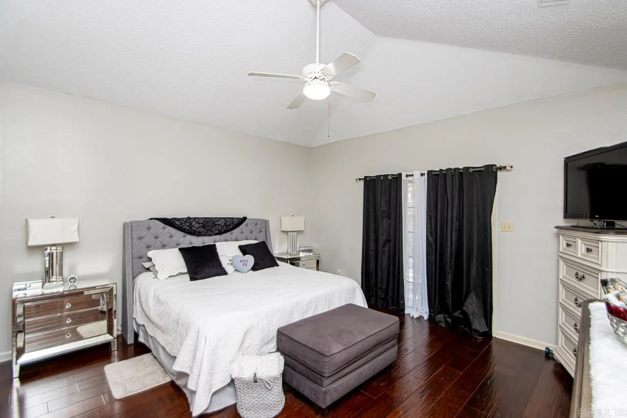Property at 7  Platte - Image 21