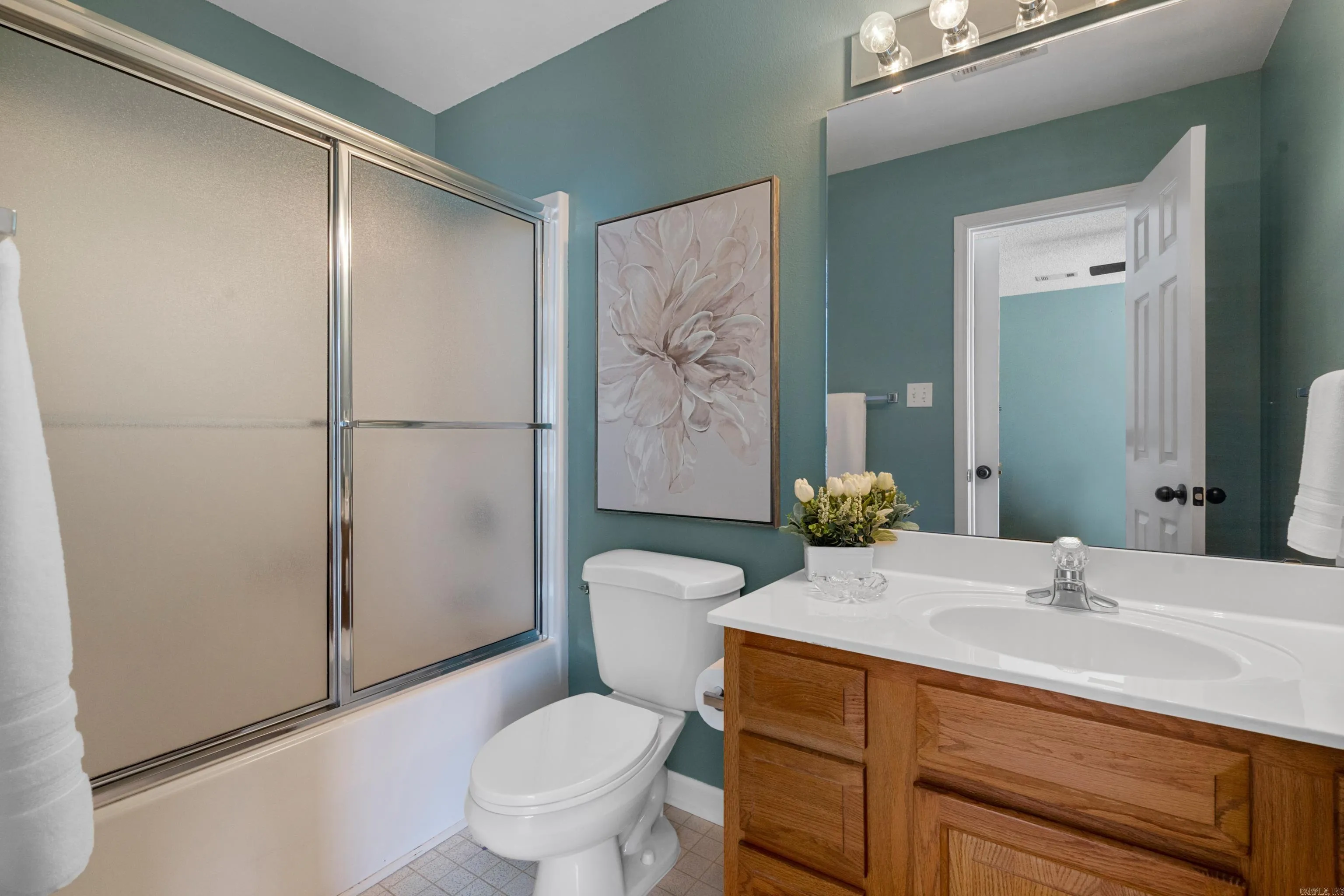 Property at 231  Bayshore - Image 23