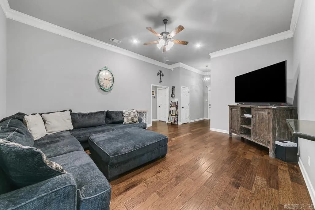 Property at 751  Mango - Image 9
