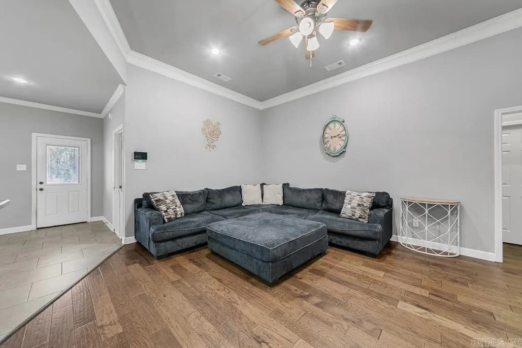 Property at 751  Mango - Image 8