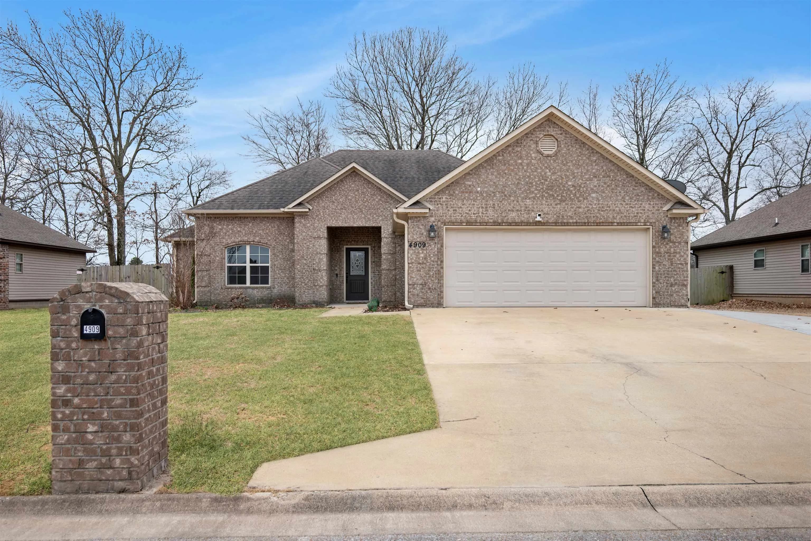 Property at 4909  Lonoke ln - Image 3