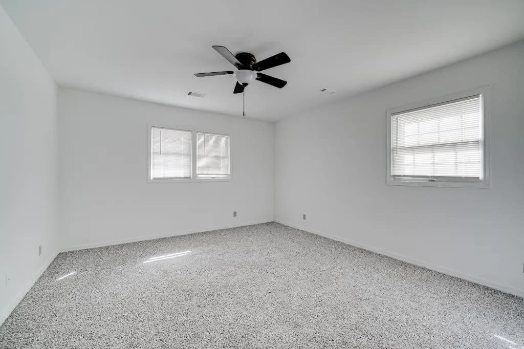 Property at 10  Valley ridge - Image 25
