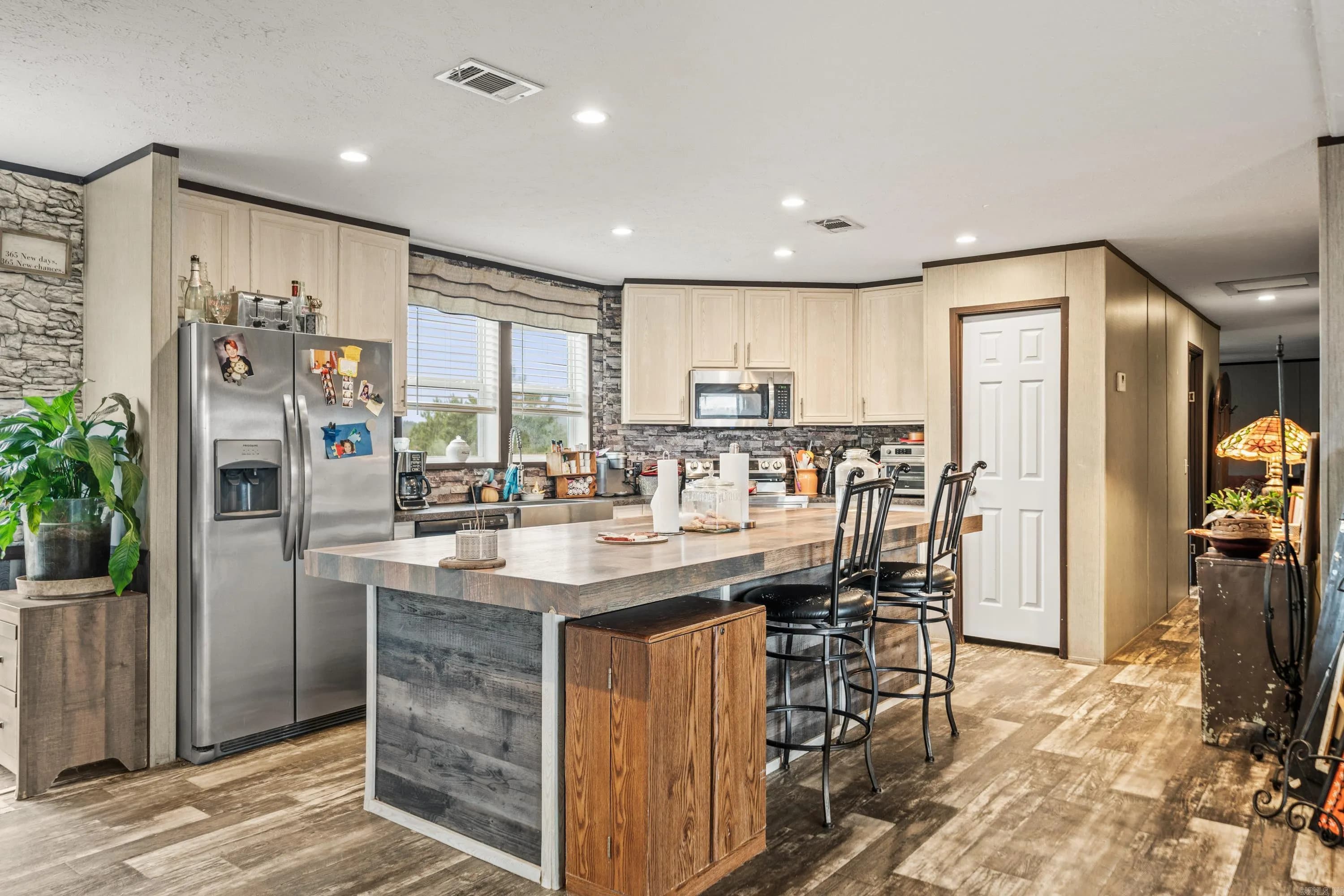 Property at 340  Elk meadows - Image 13