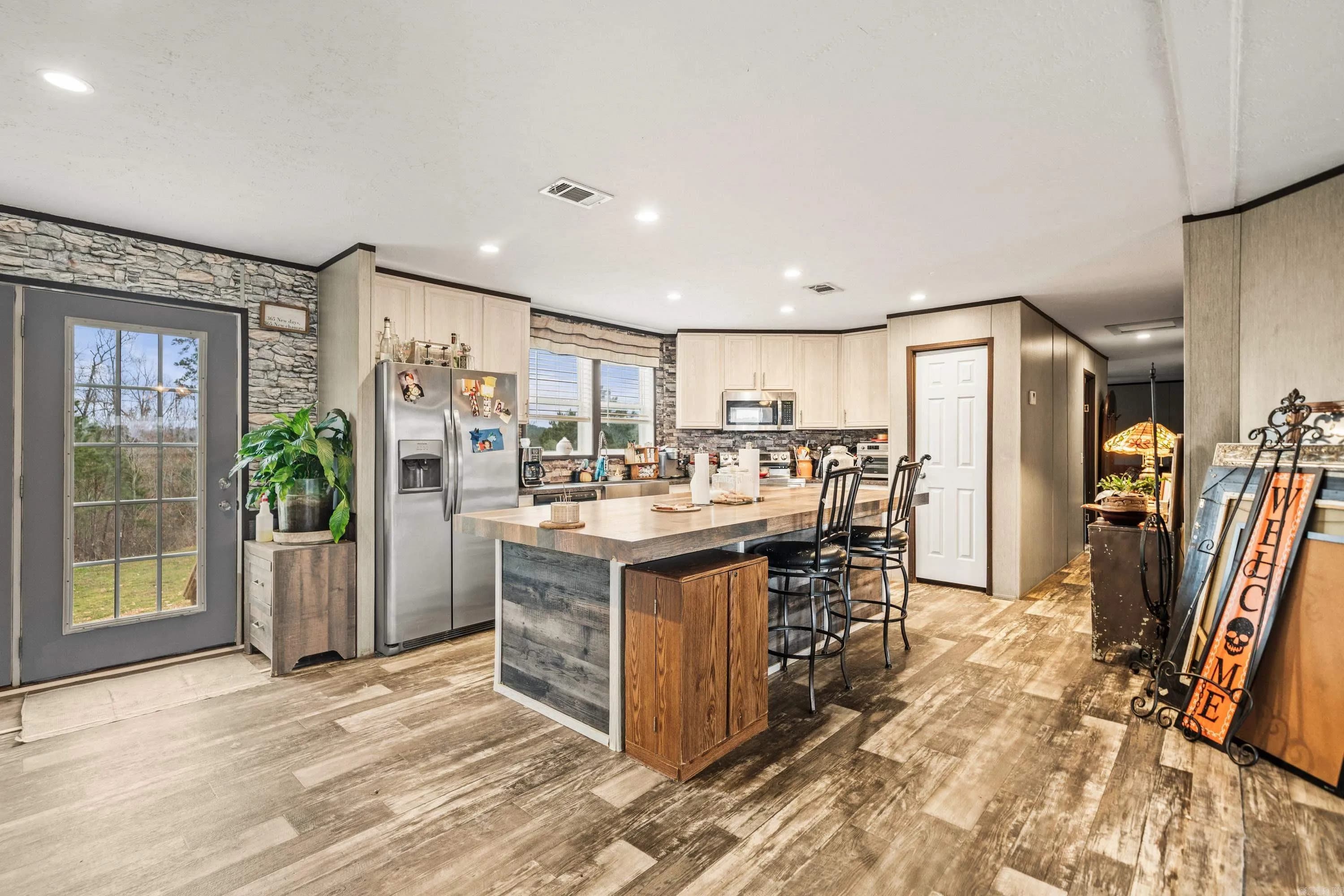 Property at 340  Elk meadows - Image 12