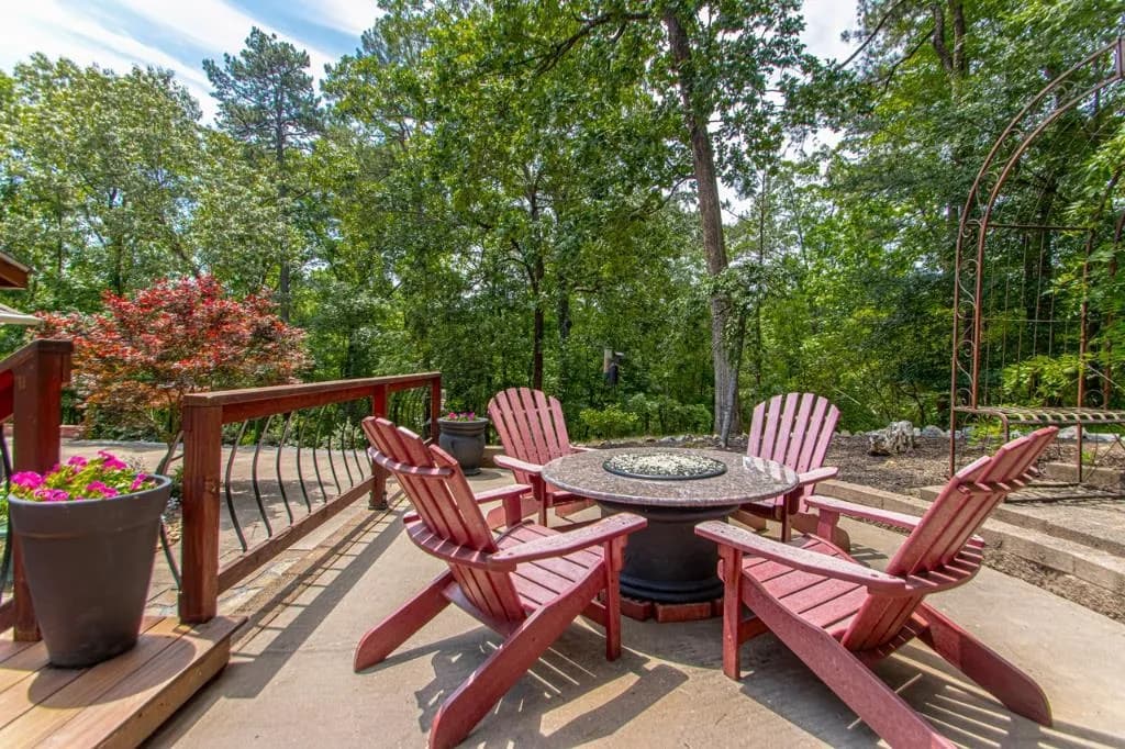Property at 2  Ferncrest - Image 30