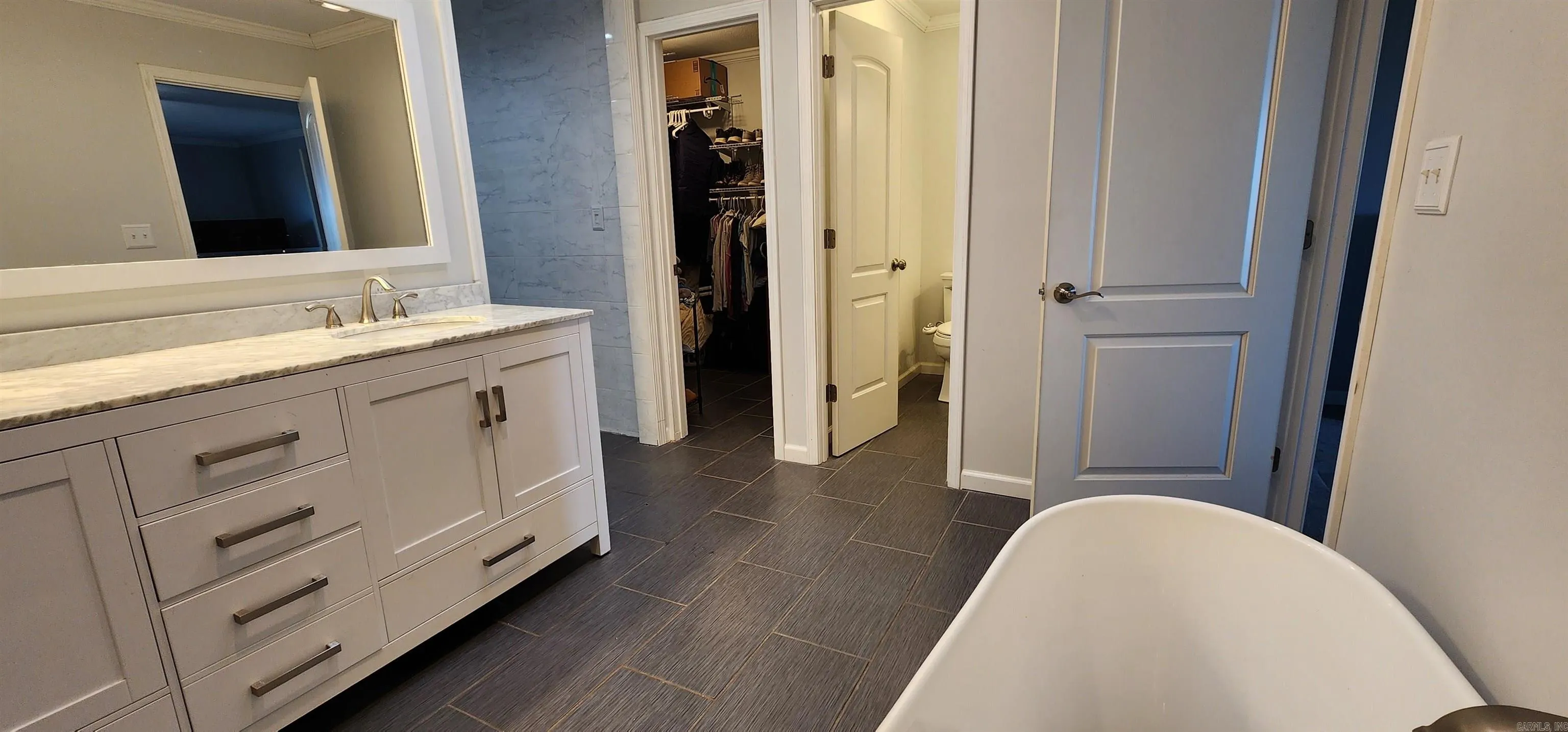 Property at 1300  Woodruff 391 - Image 18