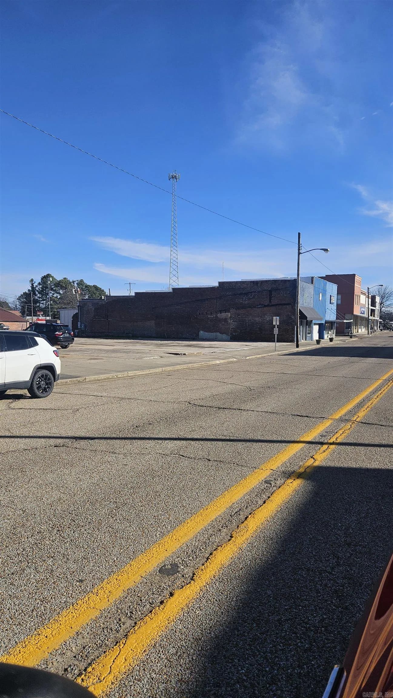 Property at 317 & 319 S Main st - Image 4