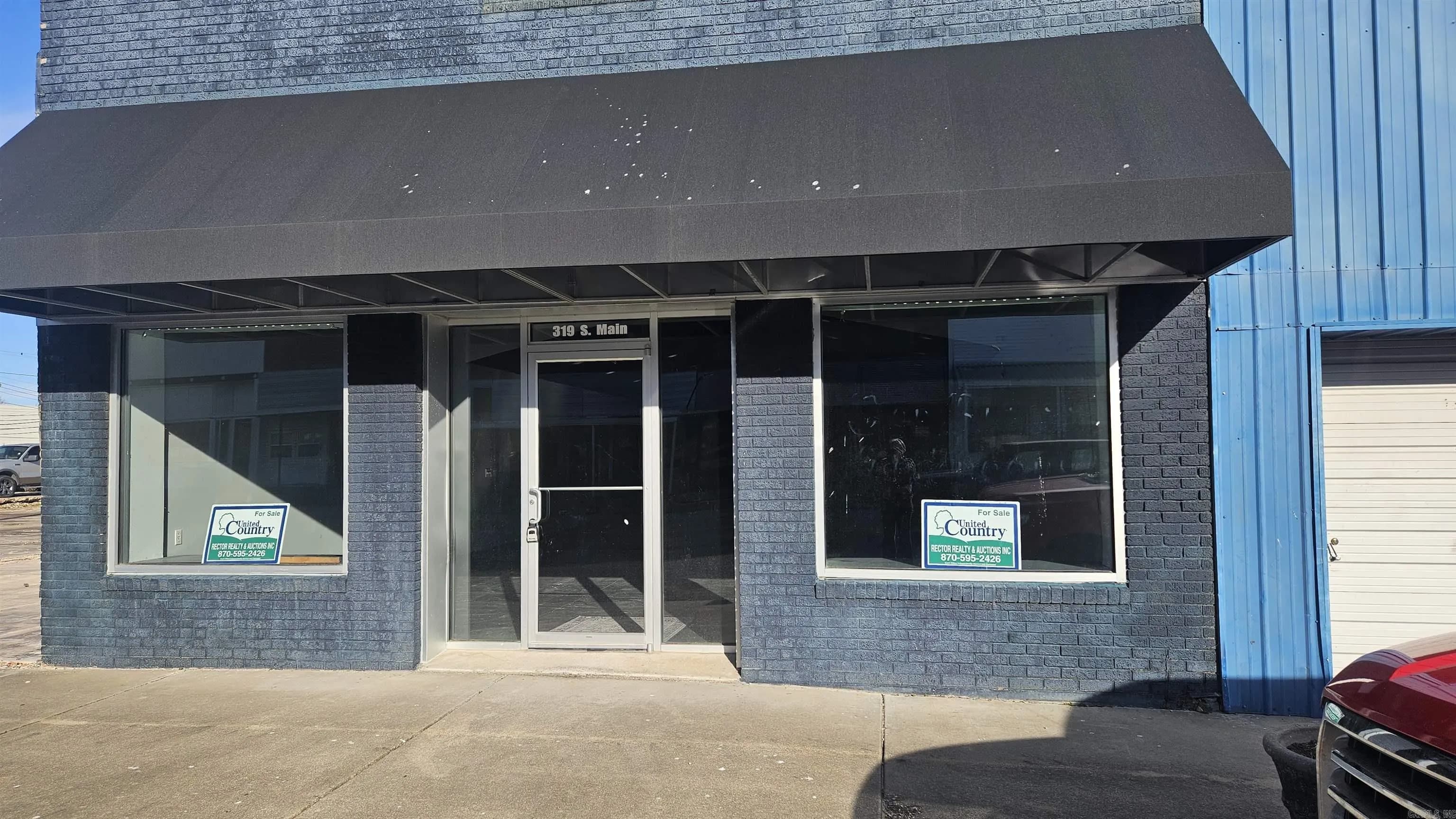 Property at 317 & 319 S Main st - Image 13