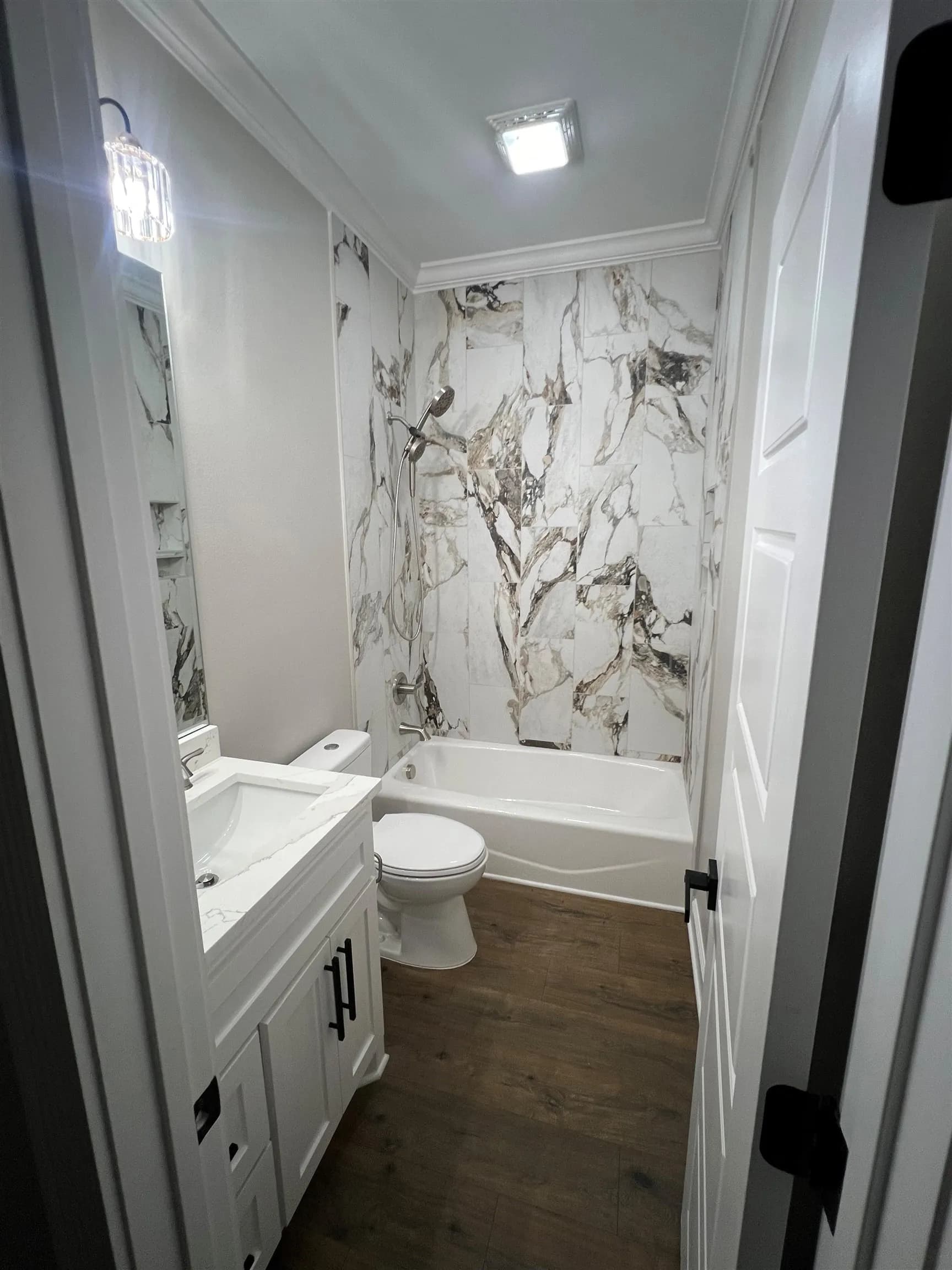 Property at 5120  C - Image 18