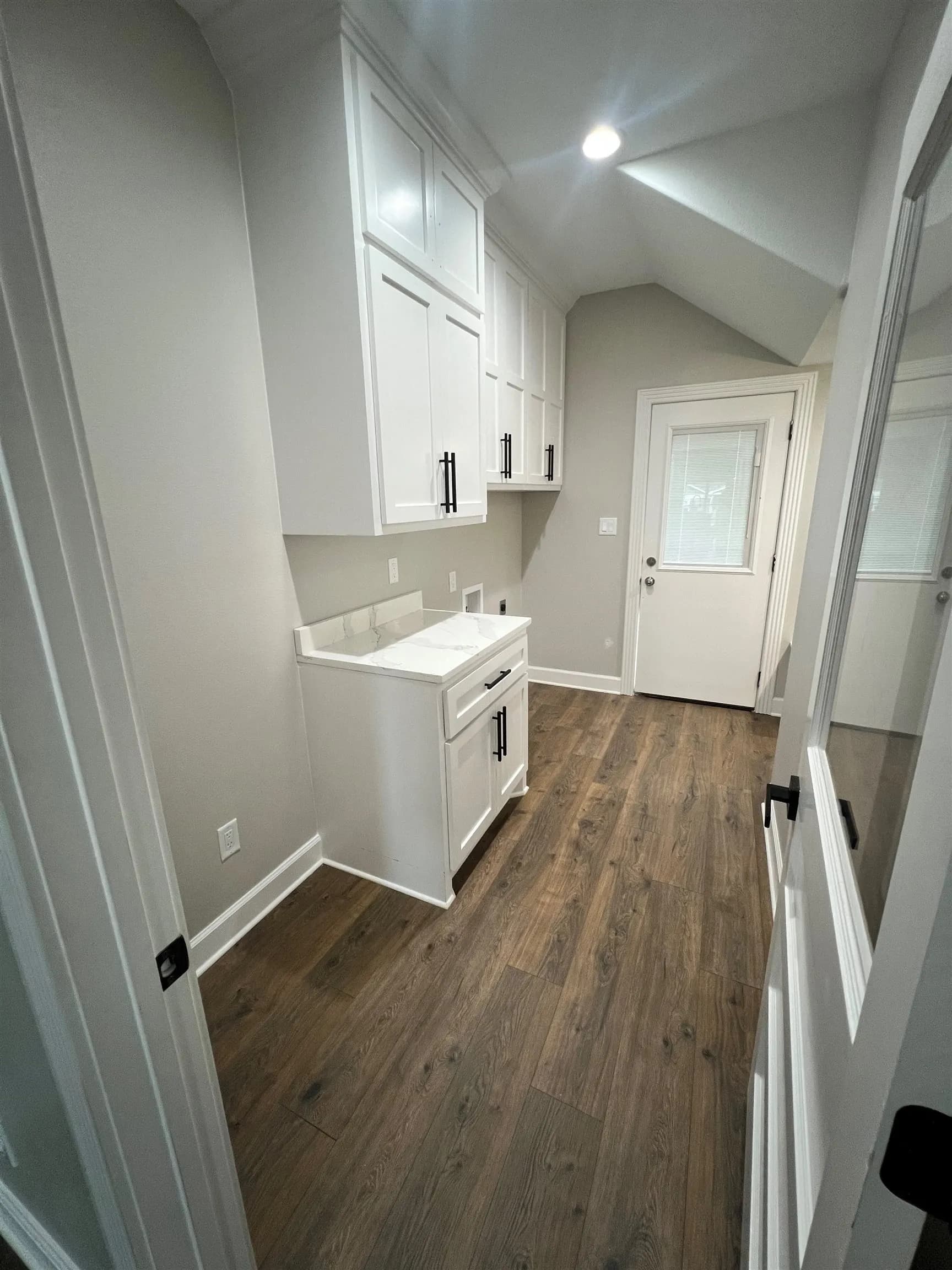 Property at 5120  C - Image 6