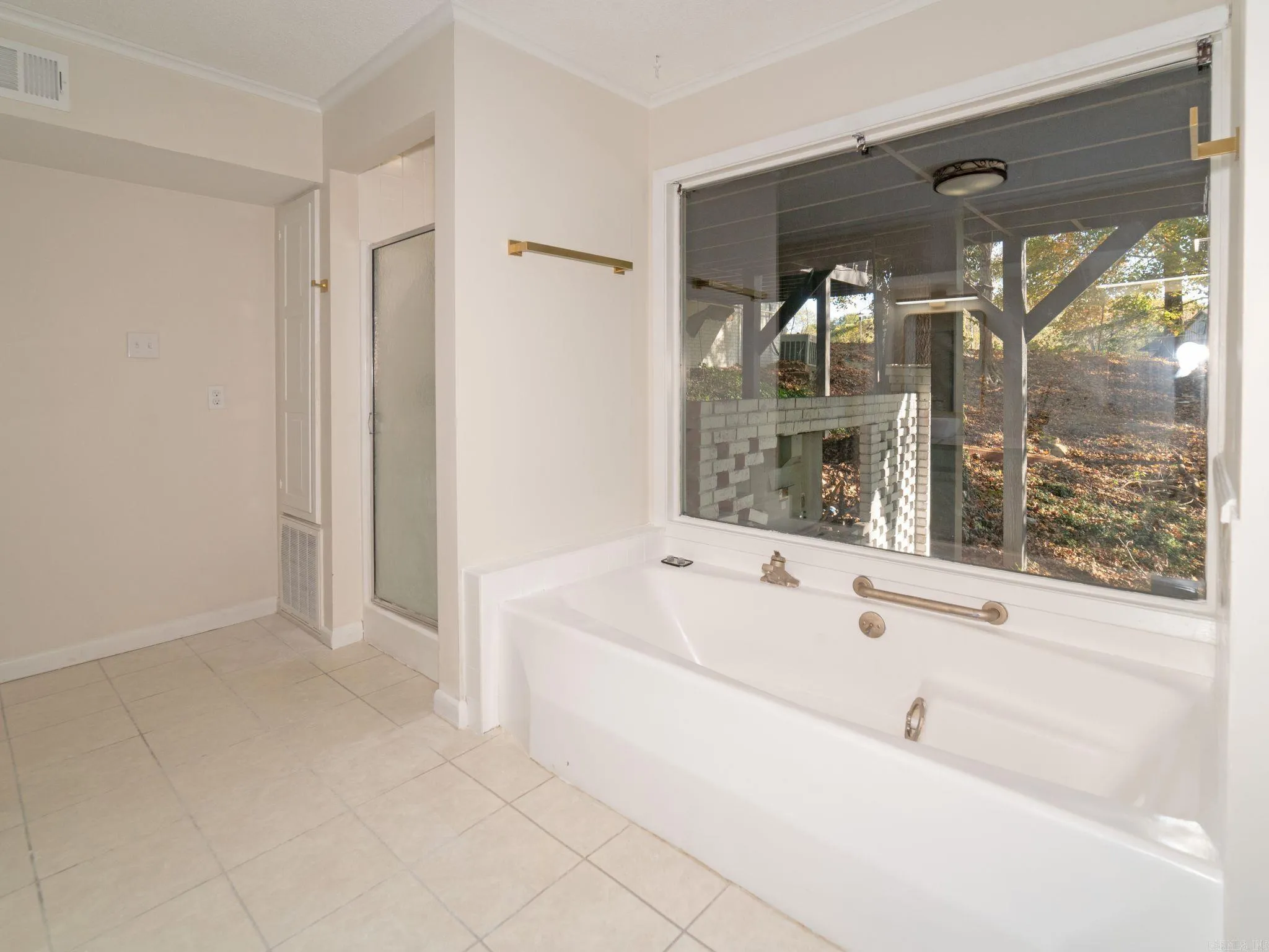 Property at 210  East ridge - Image 22