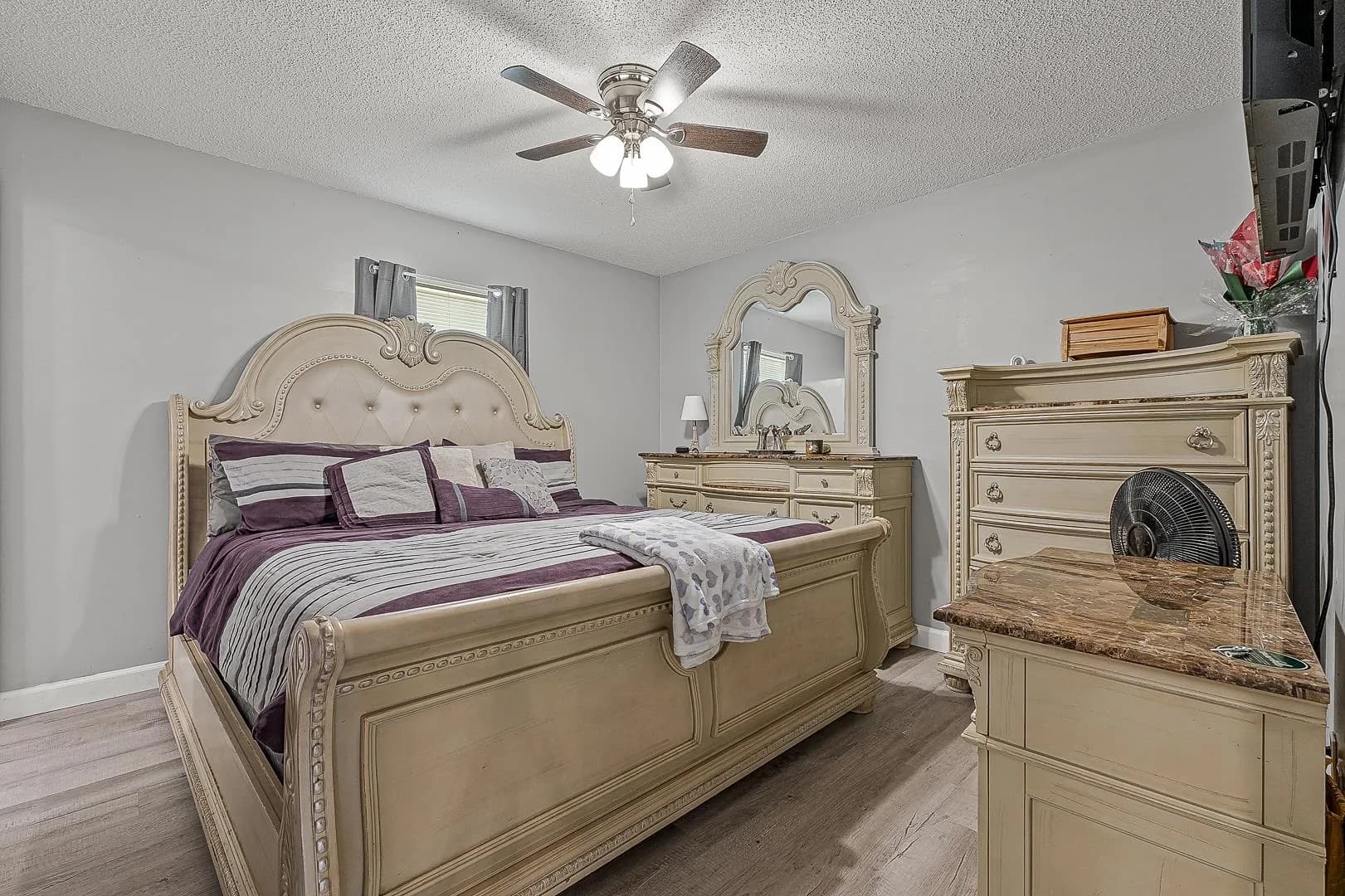 Property at 3409 S Debra lane - Image 17