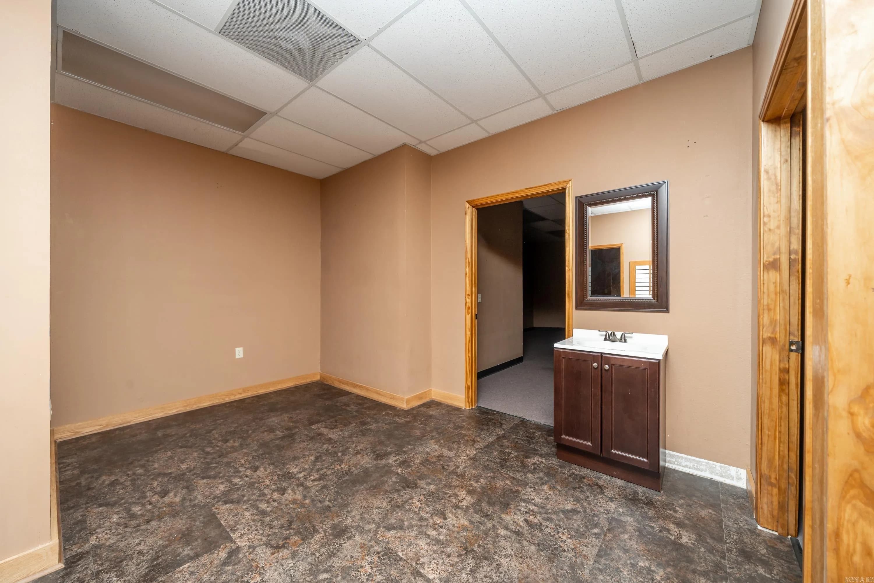 Property at 5001  Central  Suites G&H - Image 16