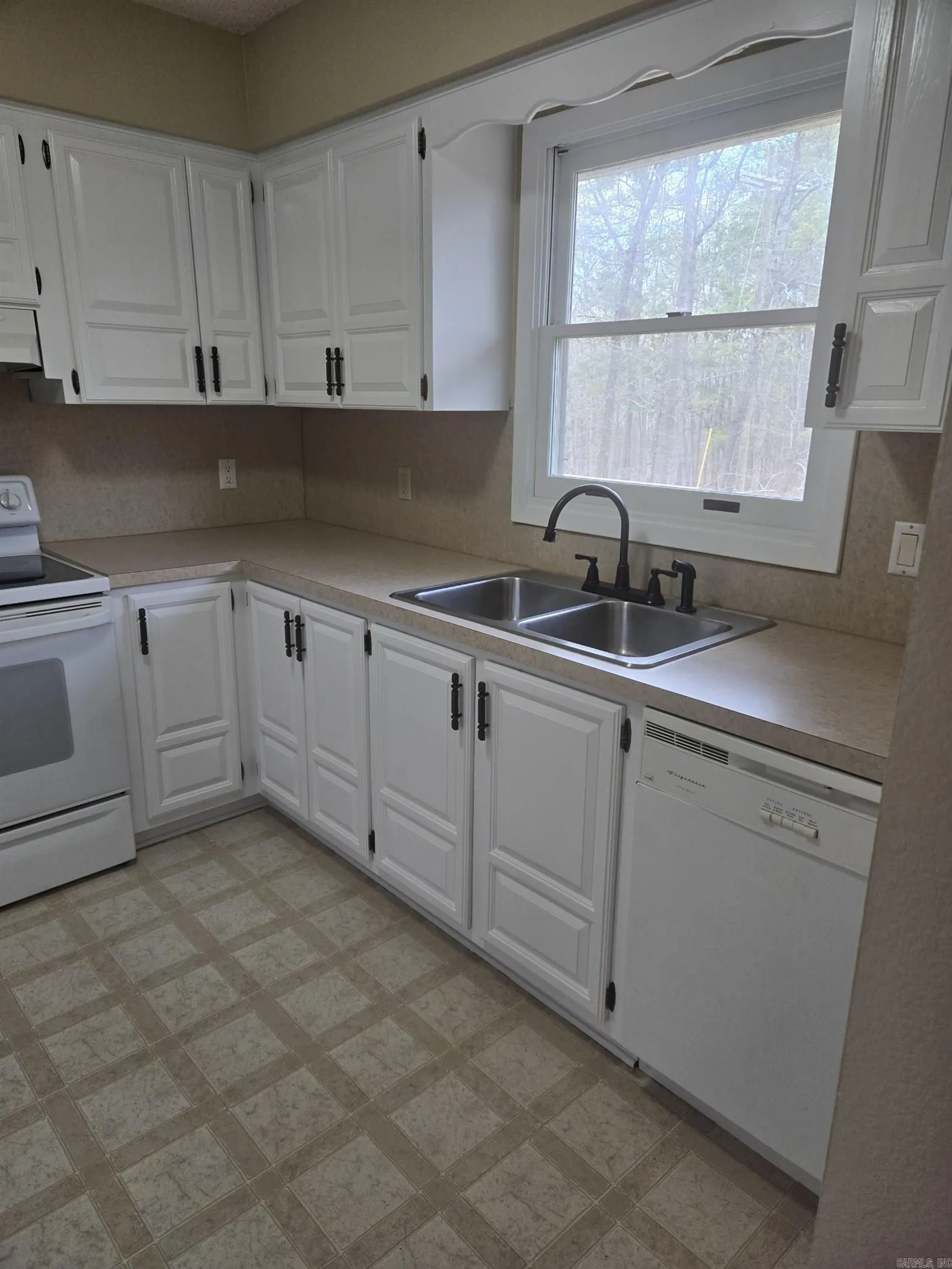 Property at 34  Destino - Image 10