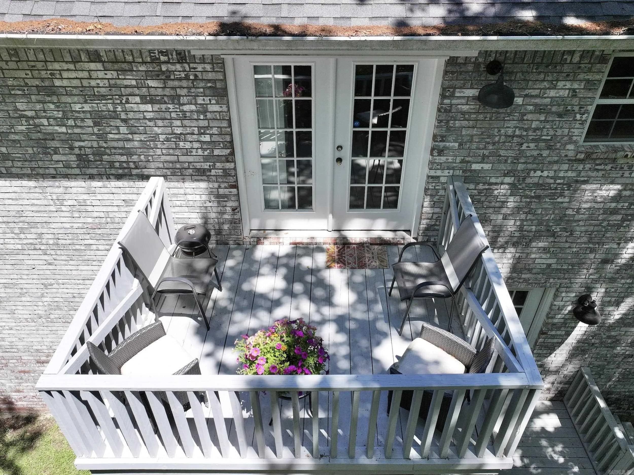 Property at 239  Perry - Image 35