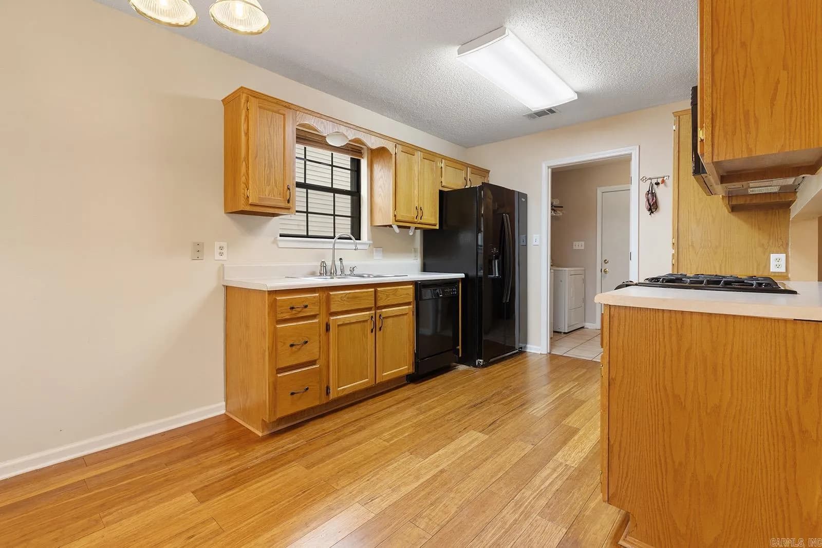 Property at 2607  Stoneleigh - Image 8