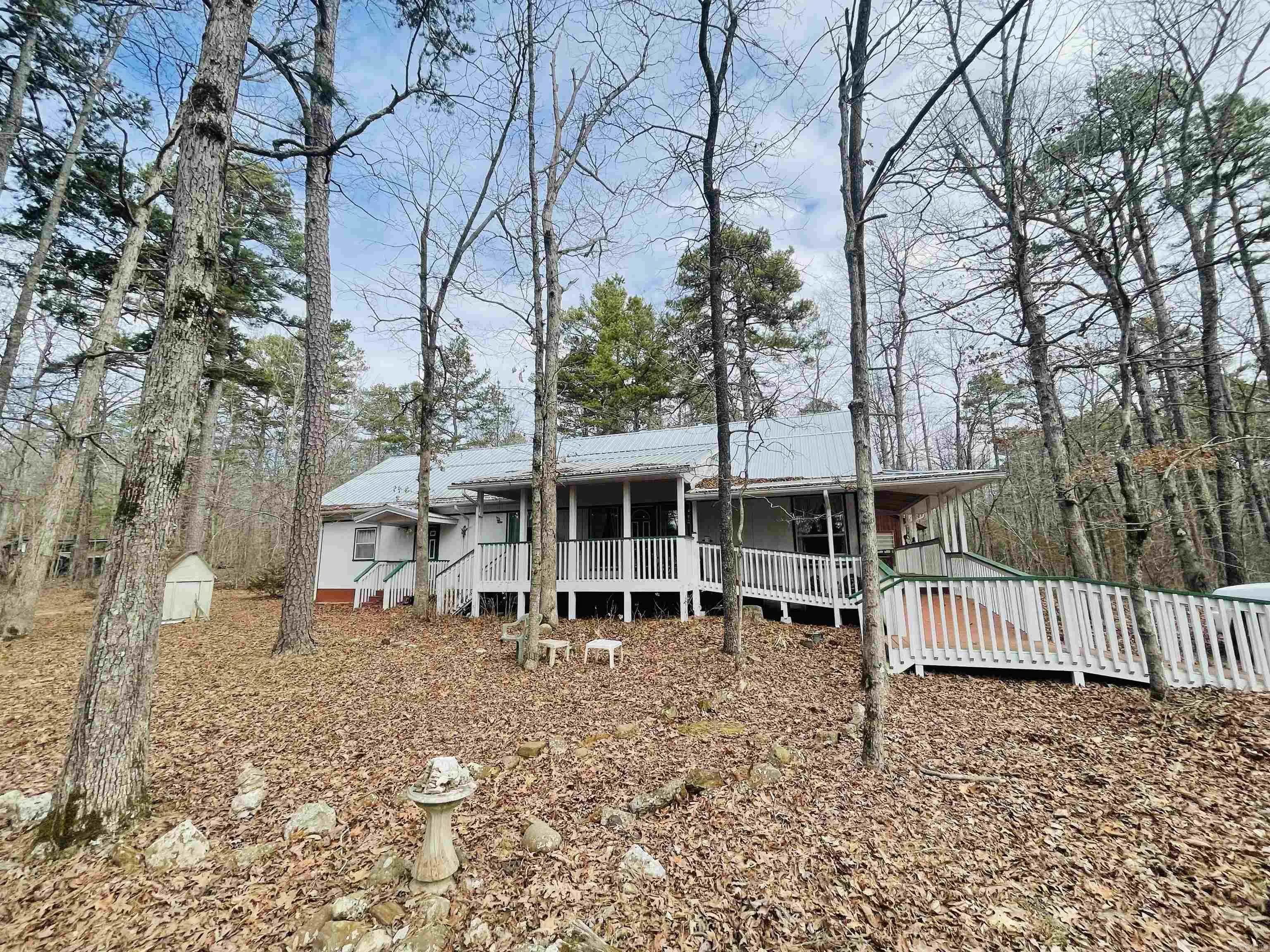 Property at 197  Pig trail - Image 5