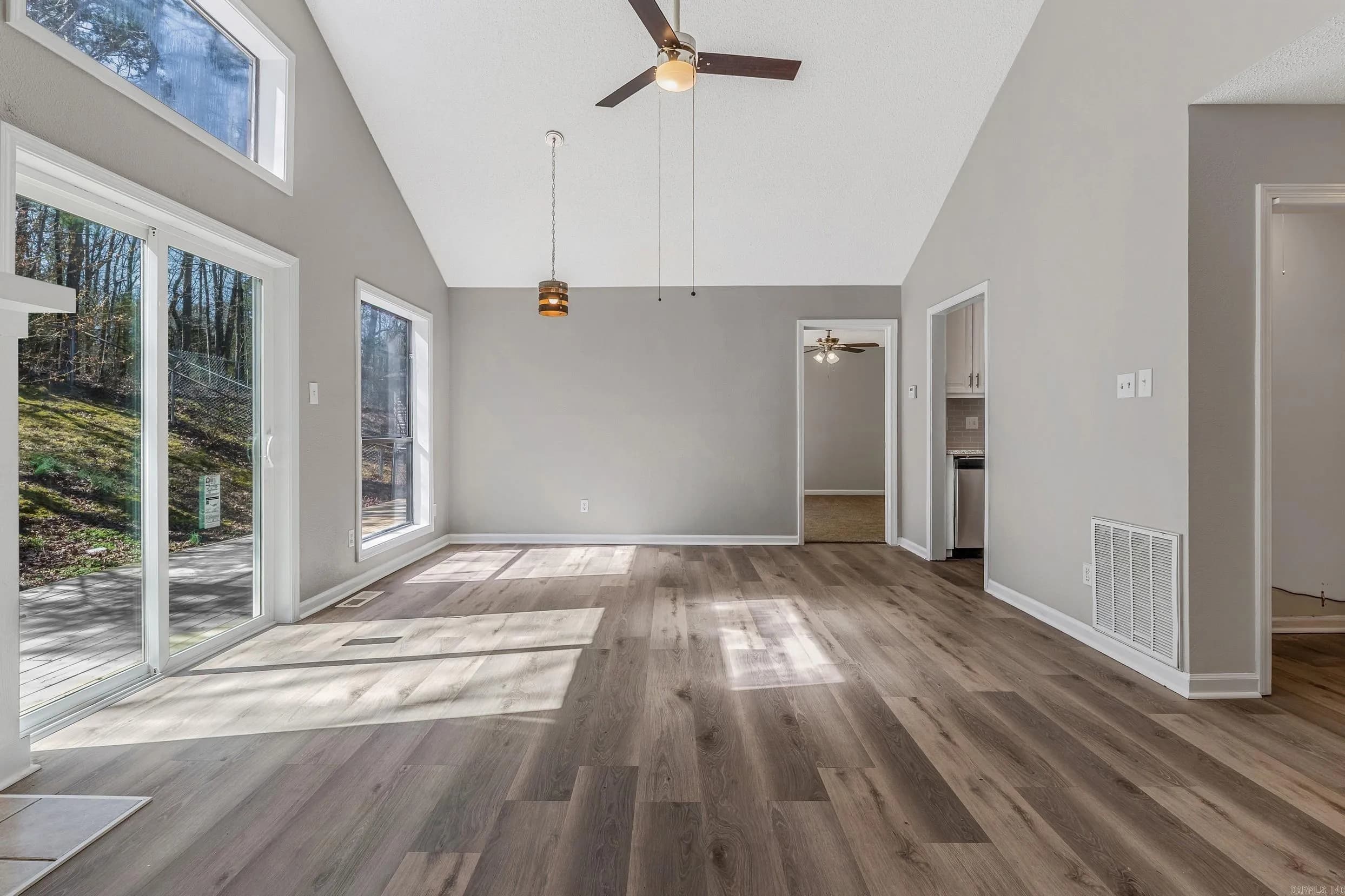 Property at 106  Shadow ridge - Image 3
