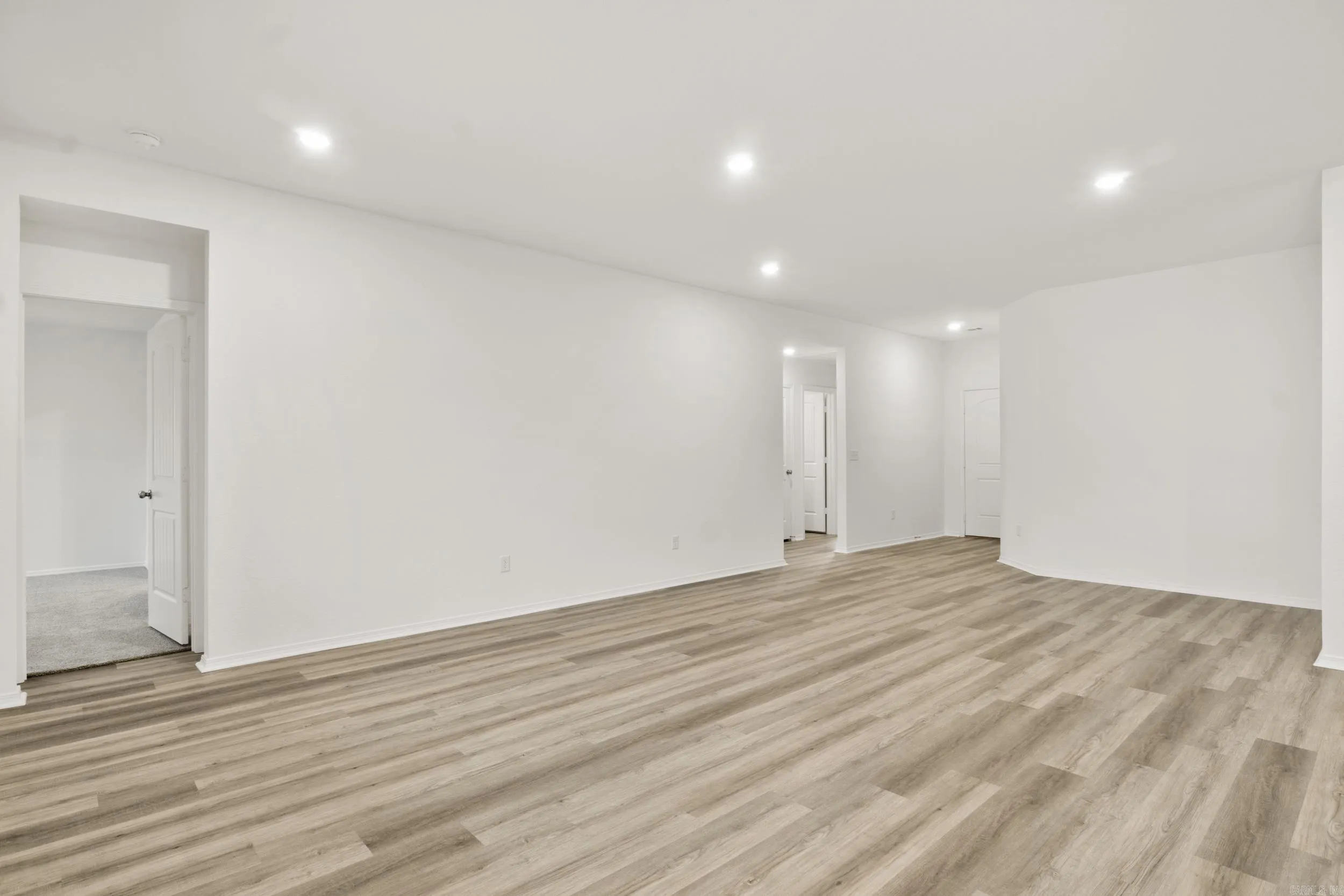 Property at 27  Ten point  Lot 9 Phase 5 - Image 6