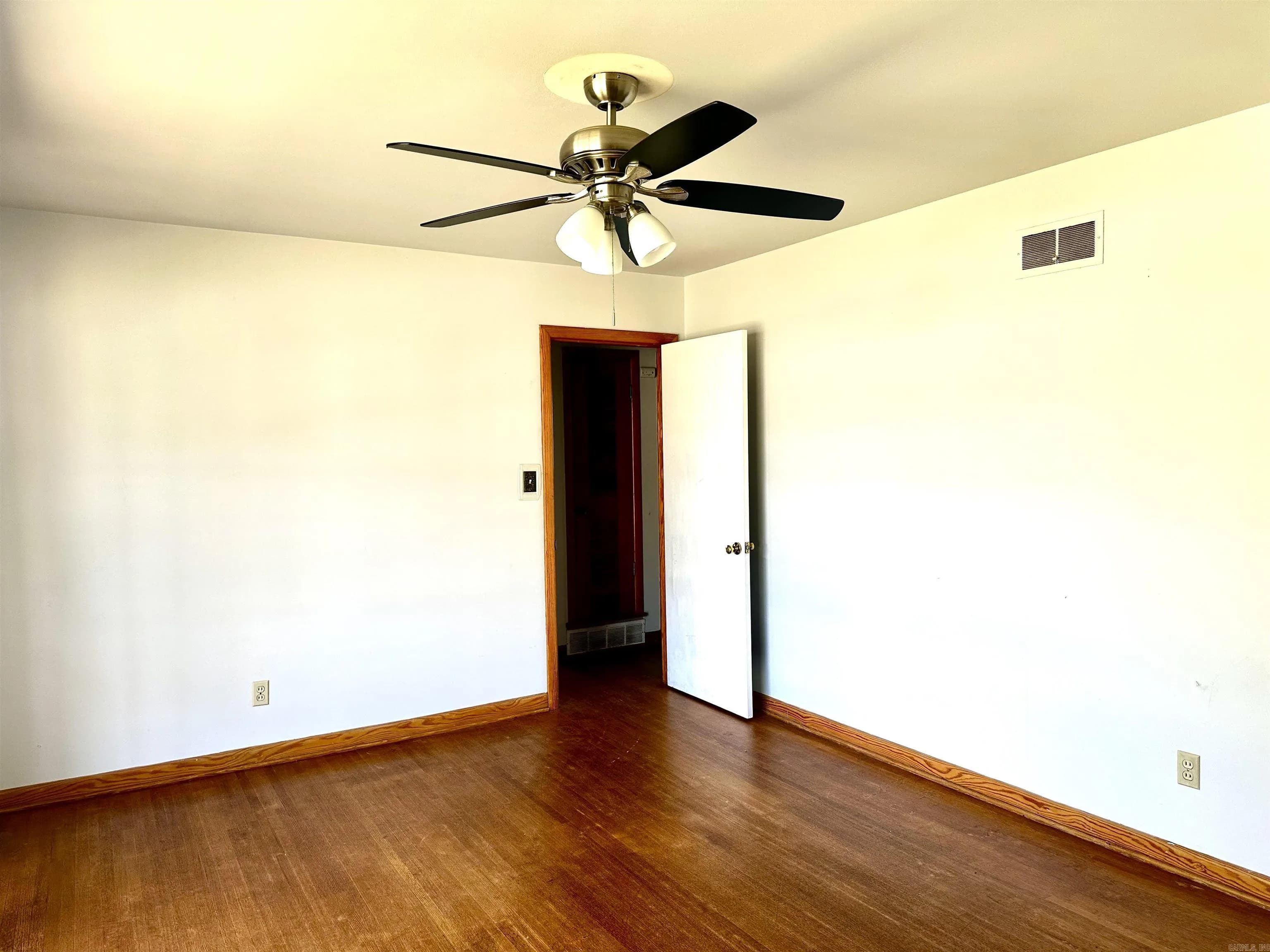 Property at 715  Crest - Image 7
