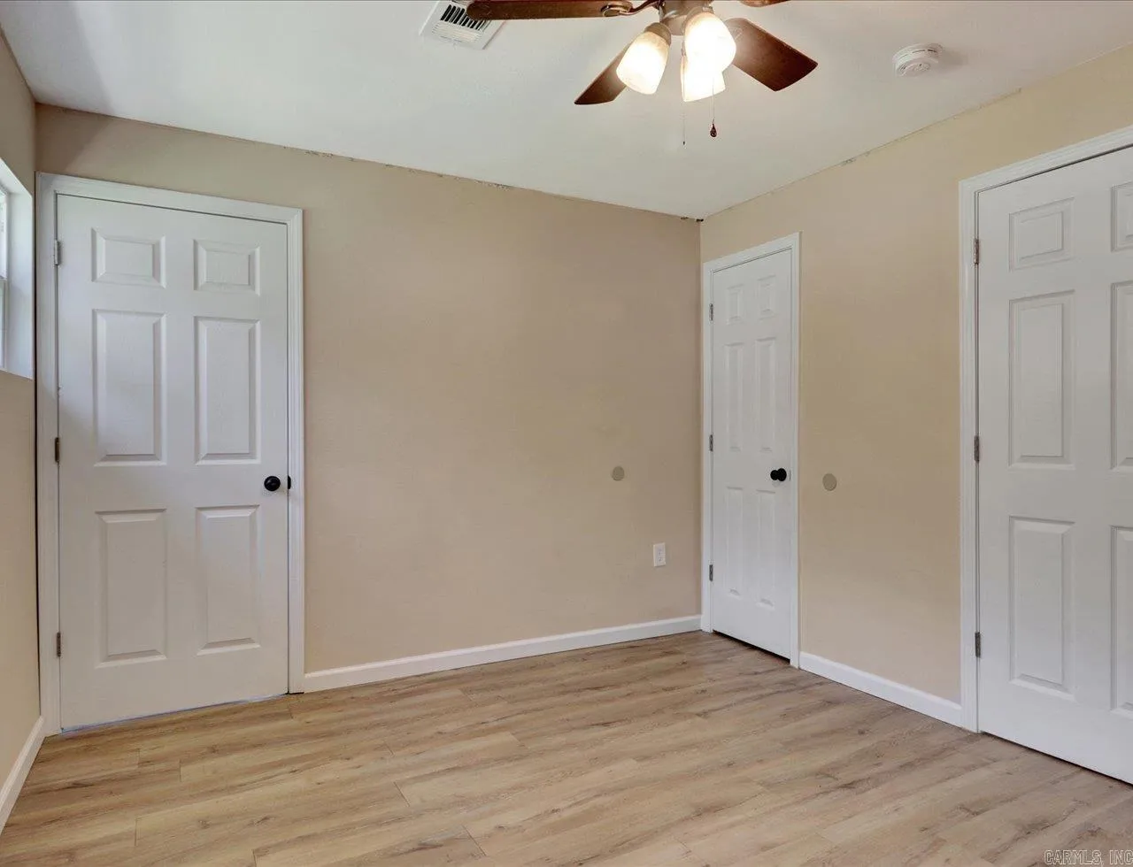 Property at 396  Music mountain - Image 20
