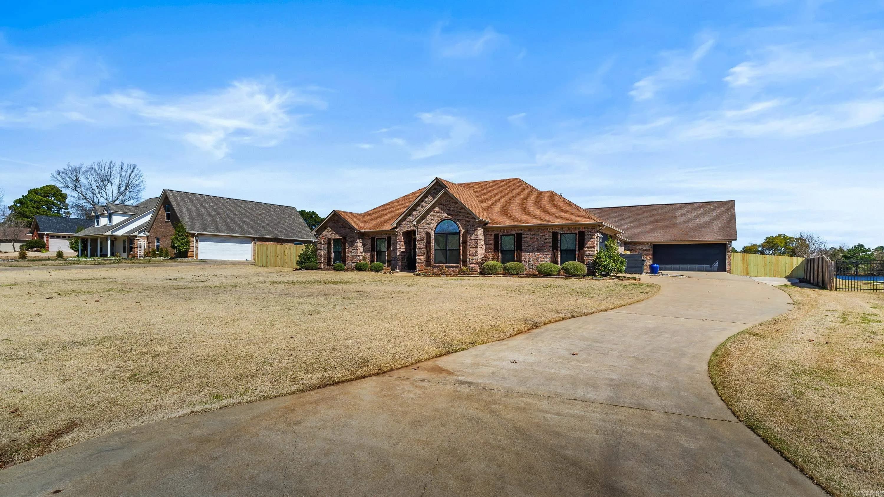 Property at 675  Beaver lake drive - Image 32