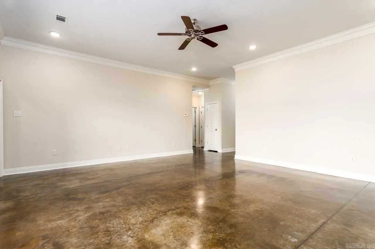 Property at 1765  Sylar - Image 8