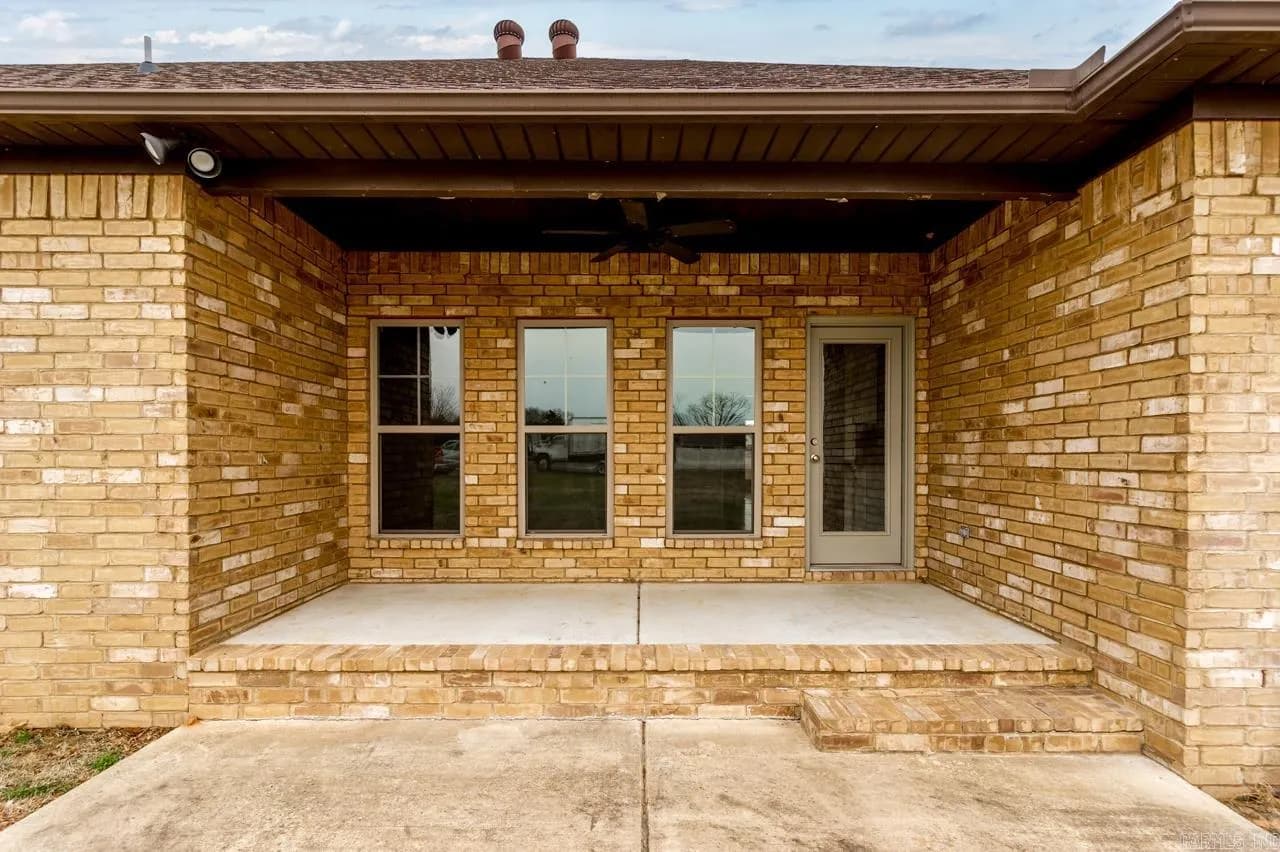 Property at 1765  Sylar - Image 19