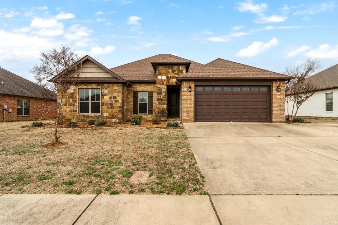 Property at 1765  Sylar - Image 1