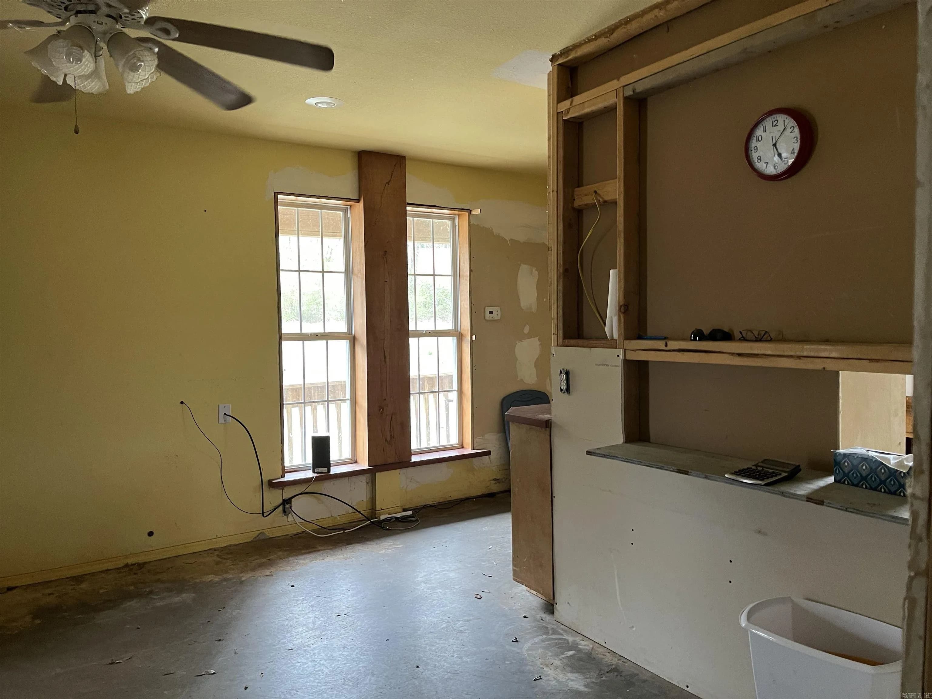 Property at 210  Kemp - Image 21