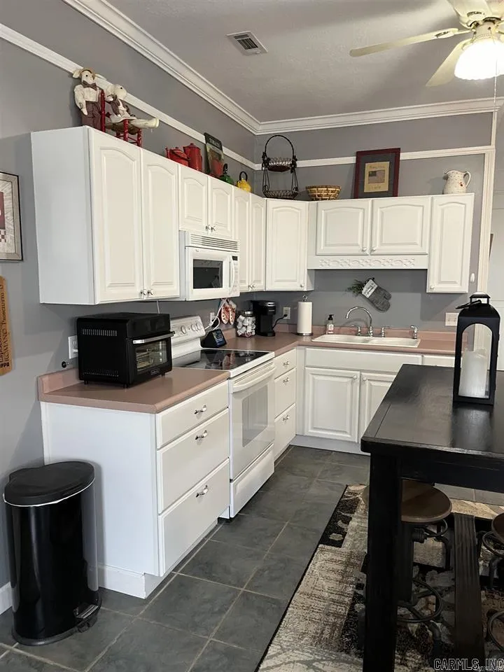 Property at 15391 W Highway 66 - Image 25