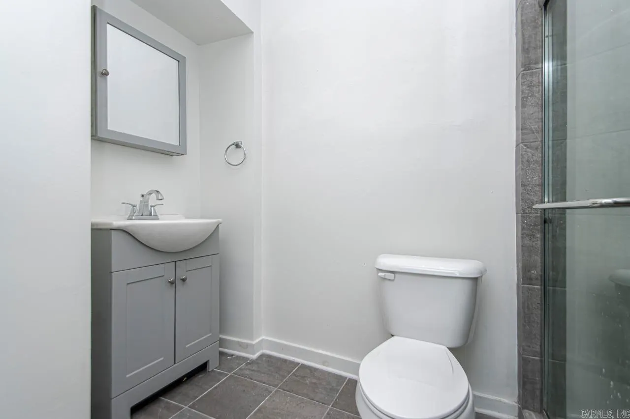 Property at 1405 S Cumberland st. - Image 47
