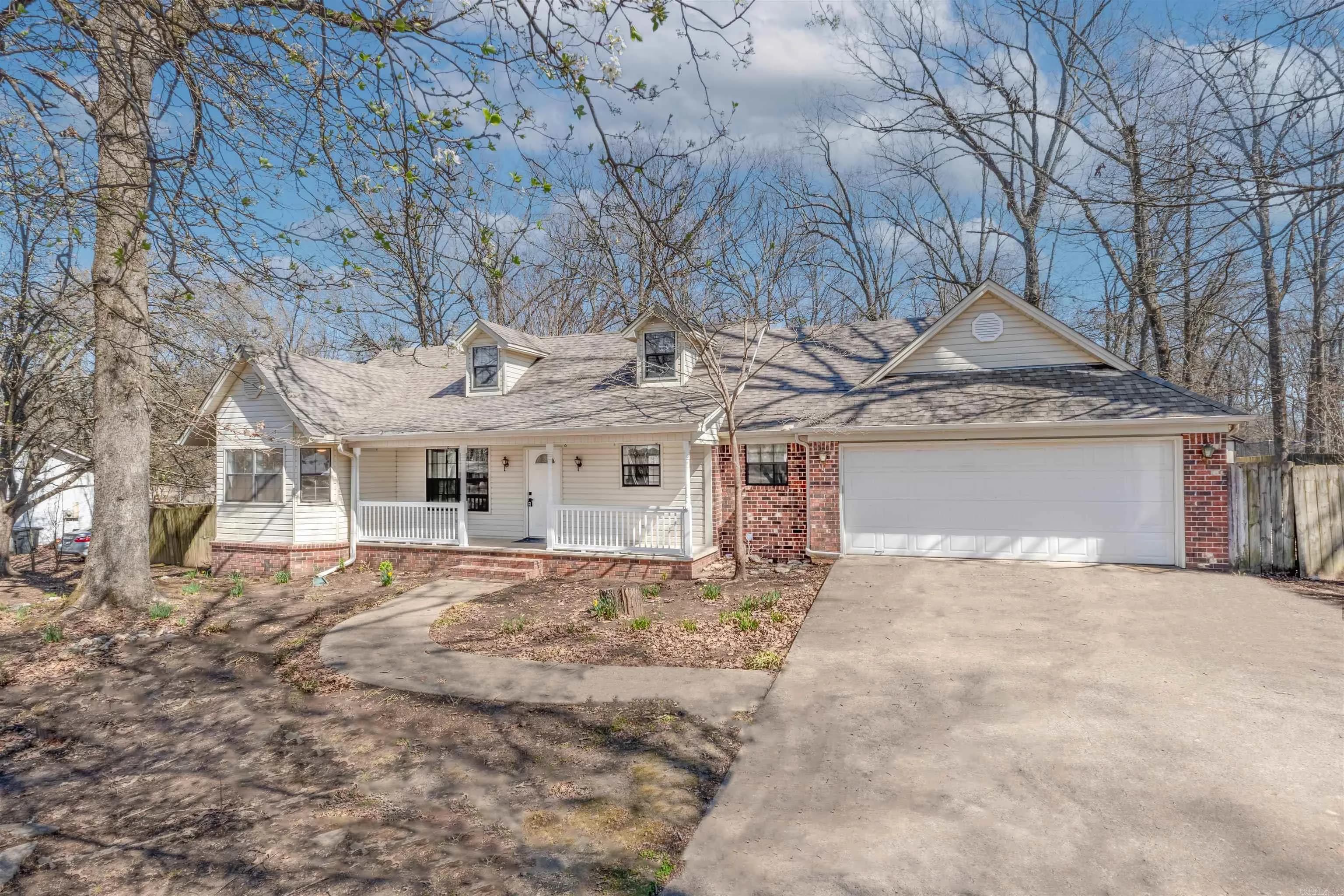 Property at 455  Jenni leigh - Image 2