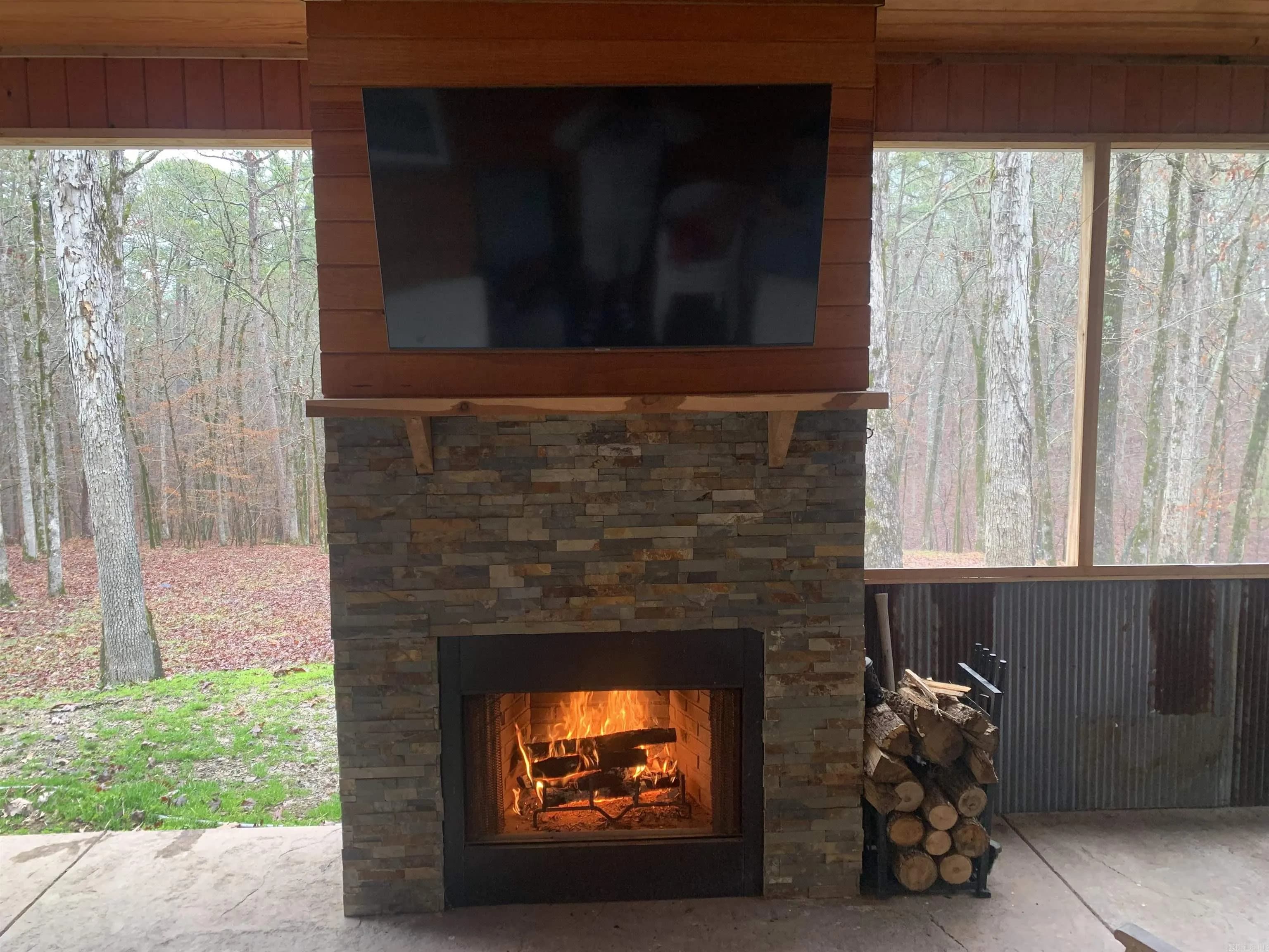 Property at 954  Oakgrove - Image 21