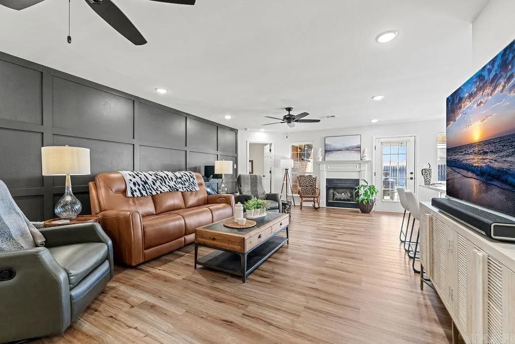Property at 1312  Rehoboth - Image 3