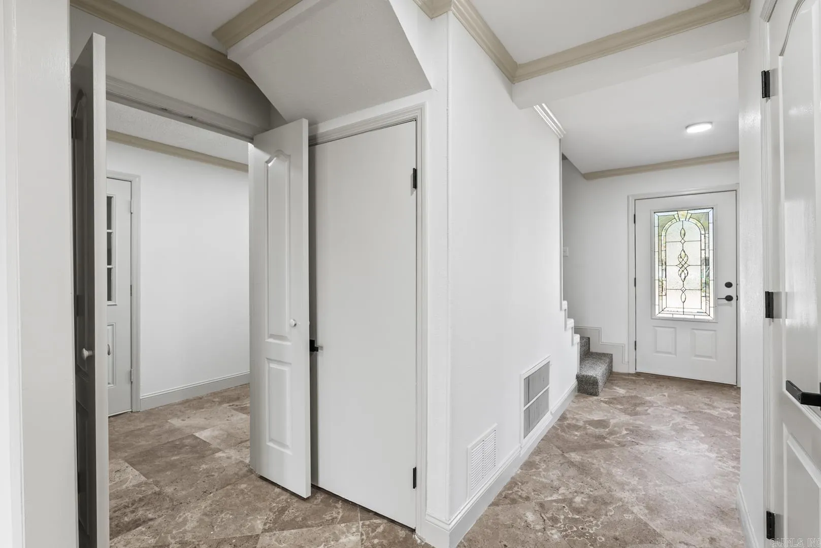 Property at 809  Koehler - Image 7
