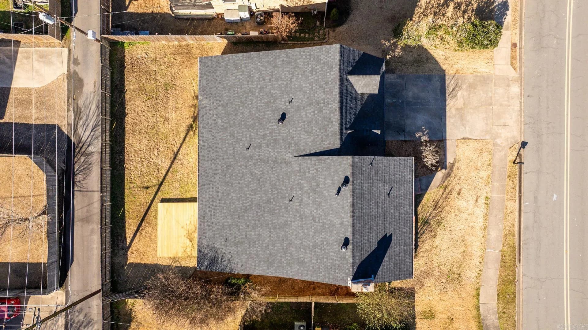 Property at 809  Koehler - Image 2