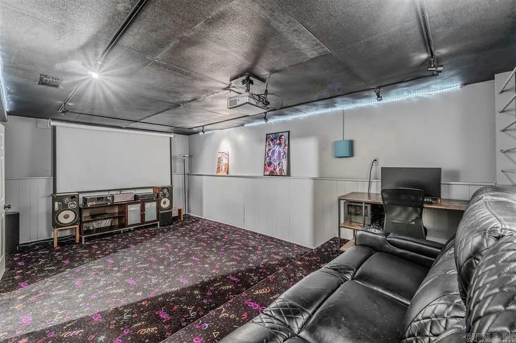 Property at 2304  Cedar creek rd - Image 9