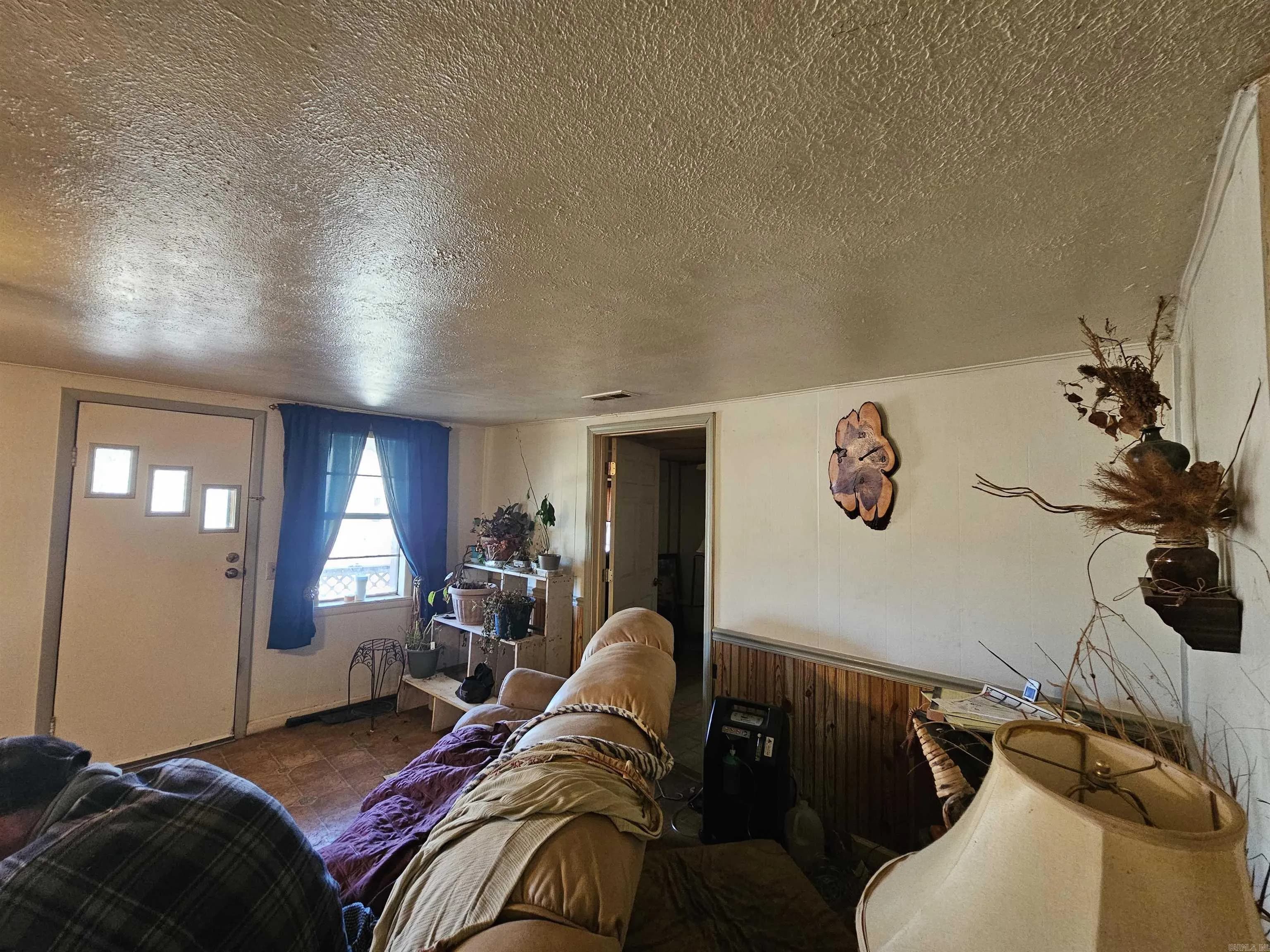Property at 1521  Old 66 - Image 44