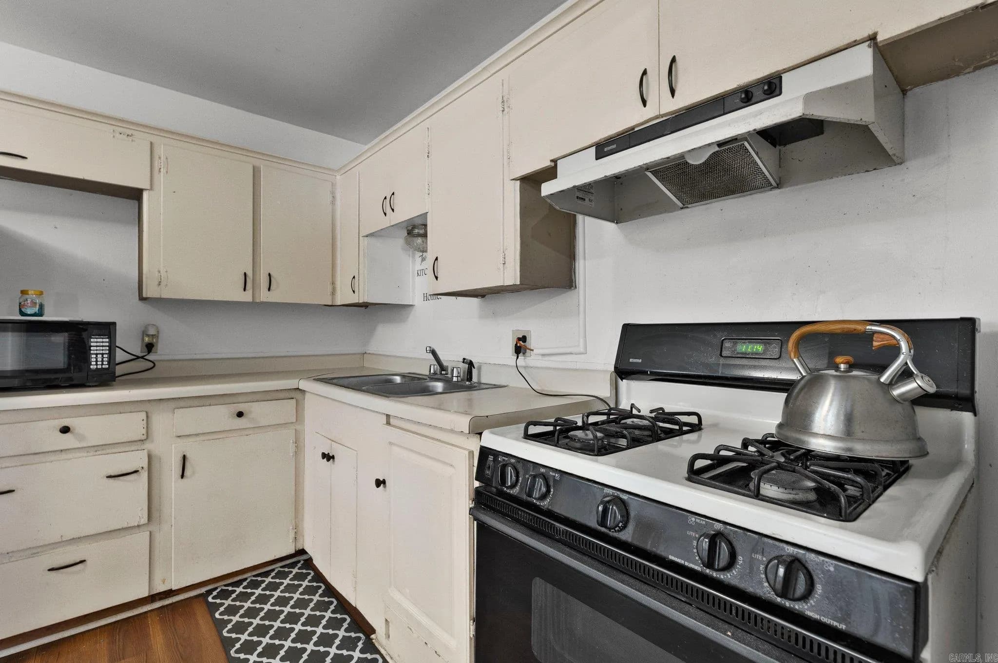 Property at 7325  Knollwood road - Image 8