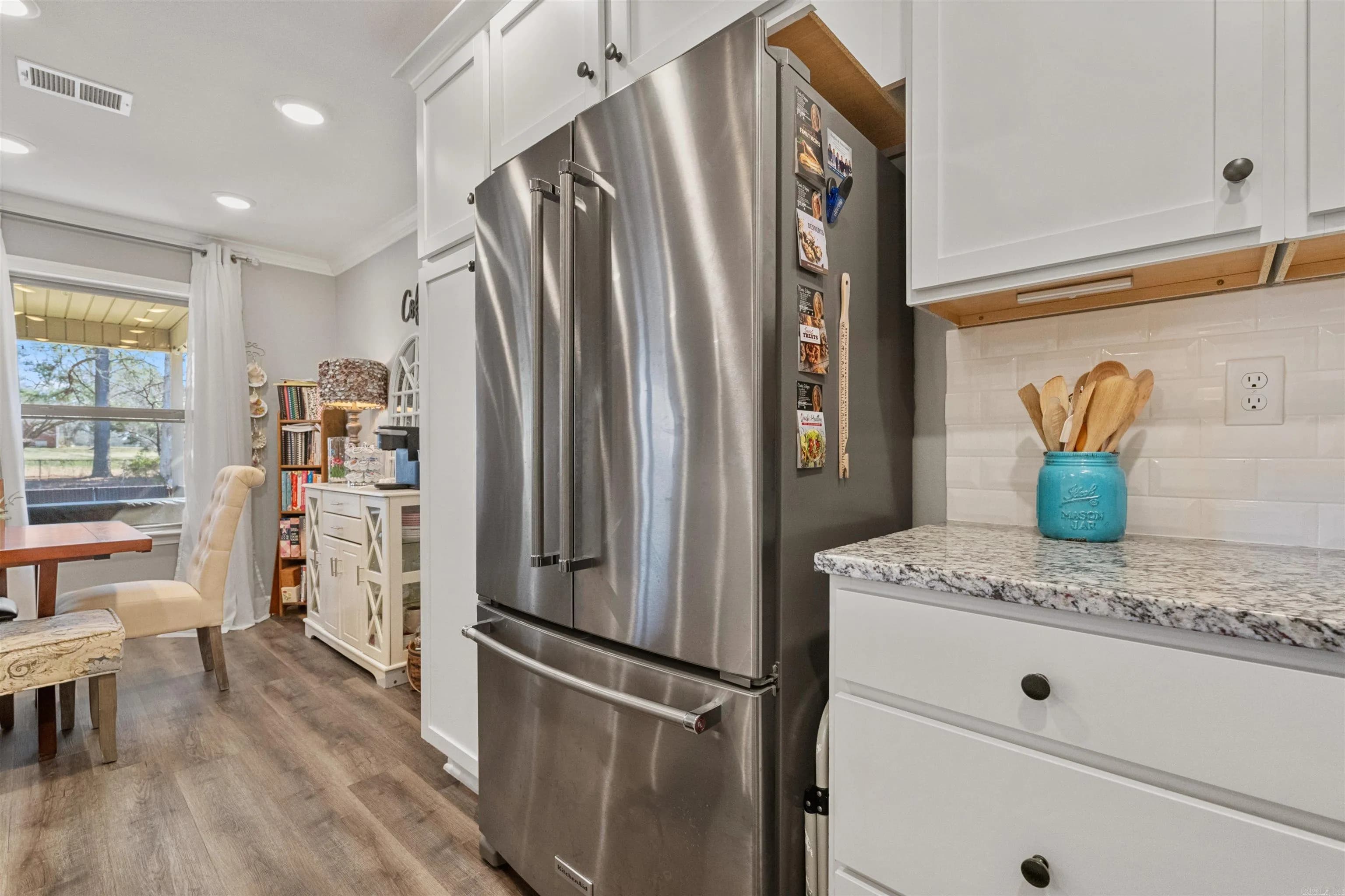Property at 95  Buena vista - Image 12