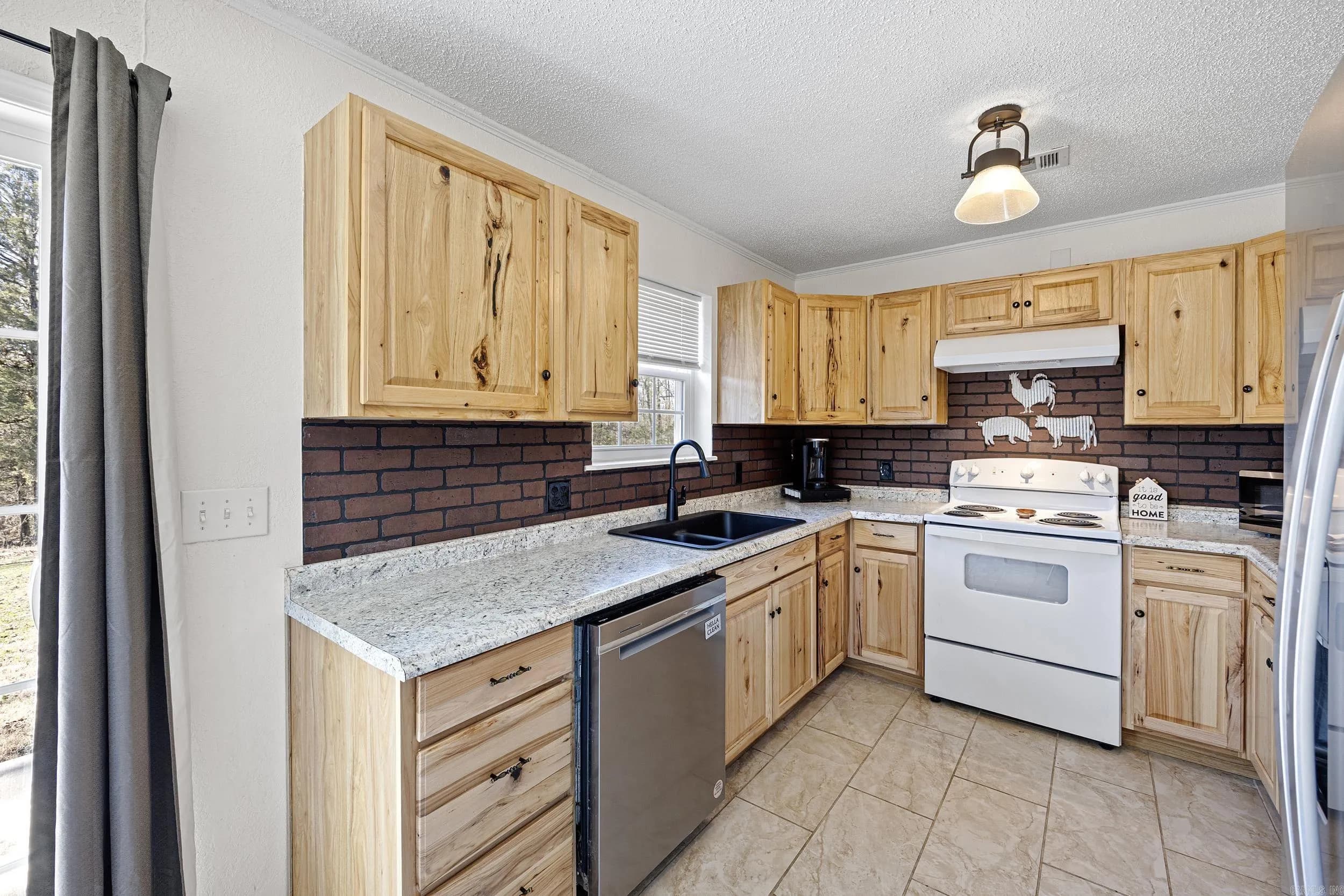 Property at 7136  Highway 333 - Image 15