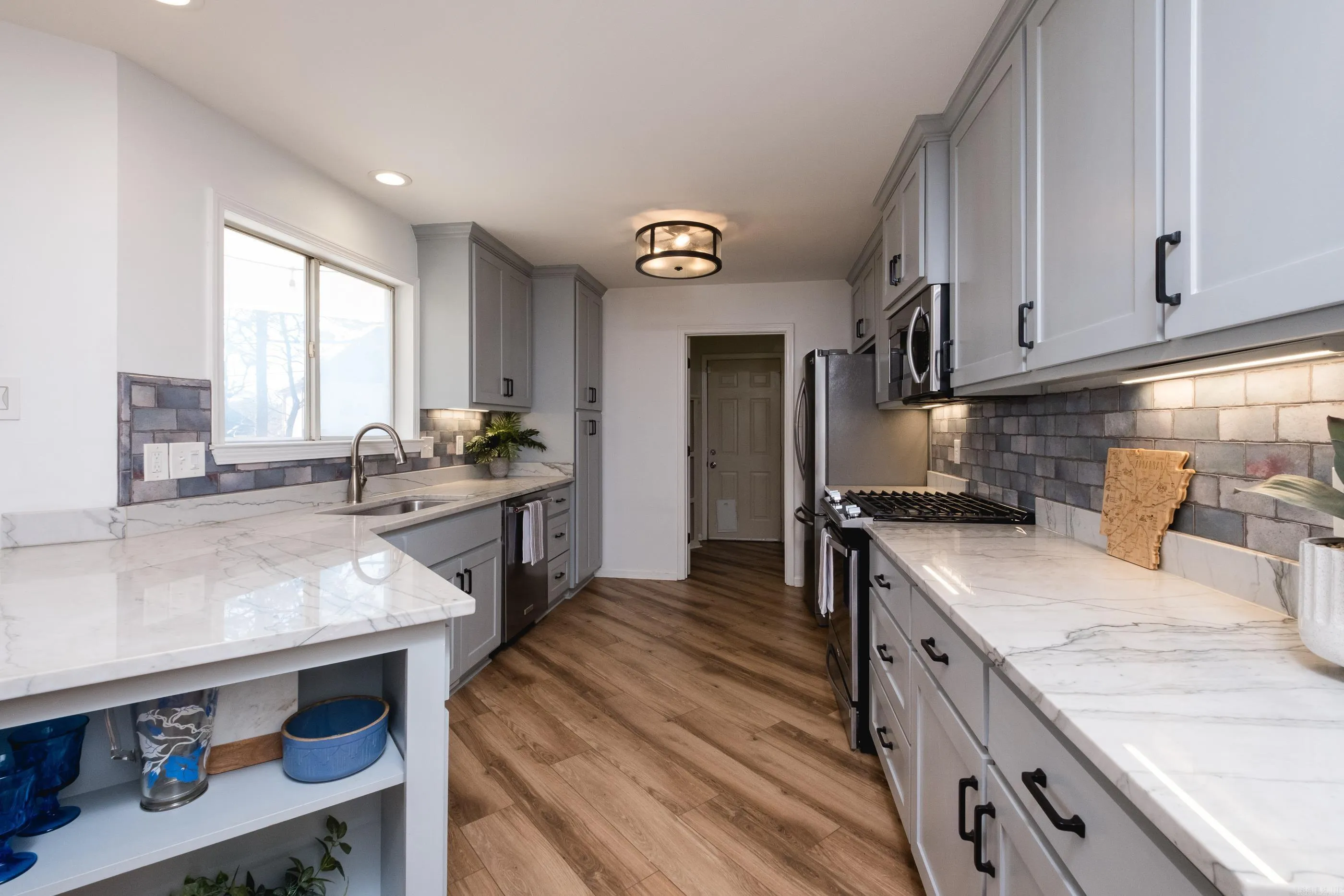 Property at 4104  Old oak drive - Image 20
