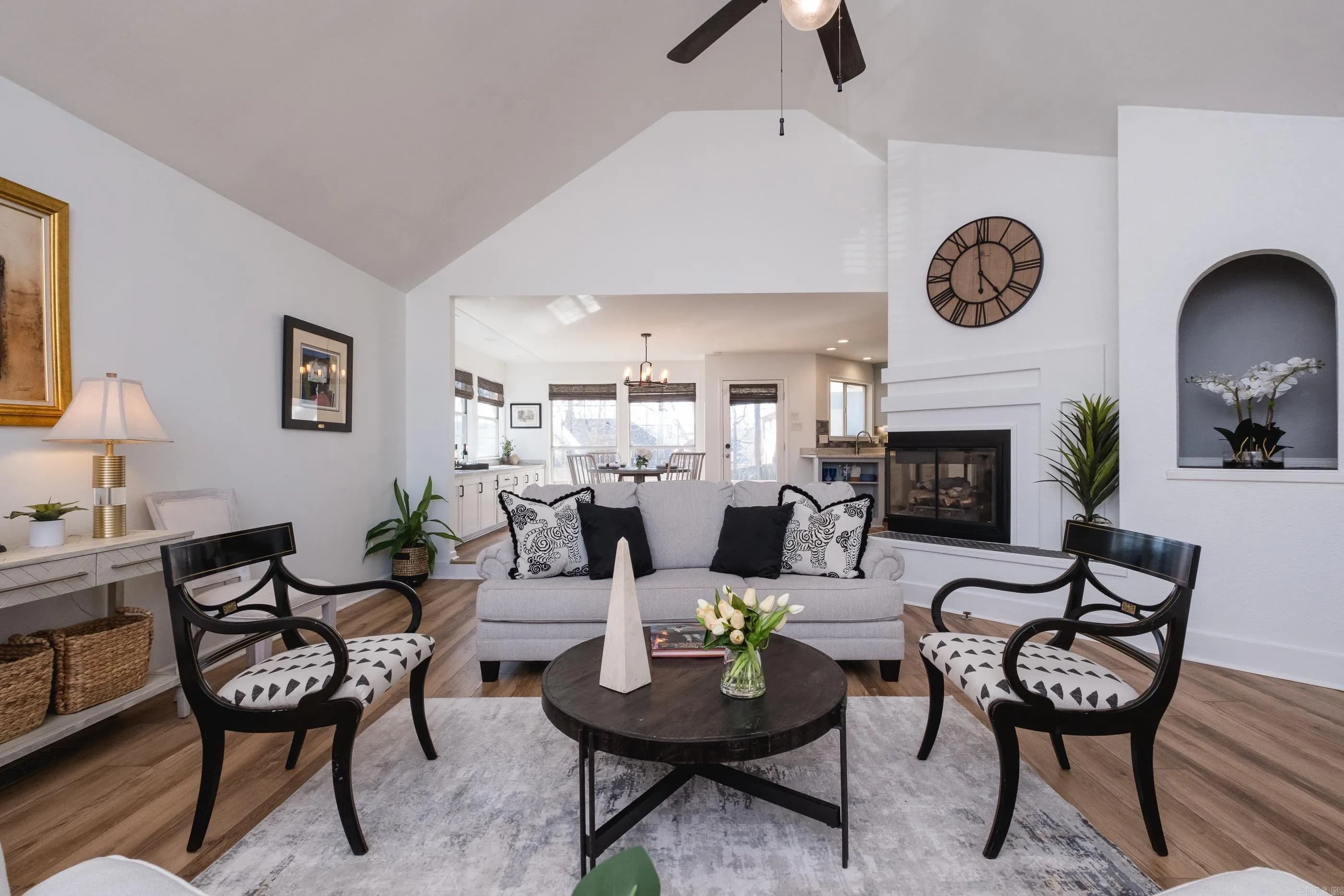 Property at 4104  Old oak drive - Image 14