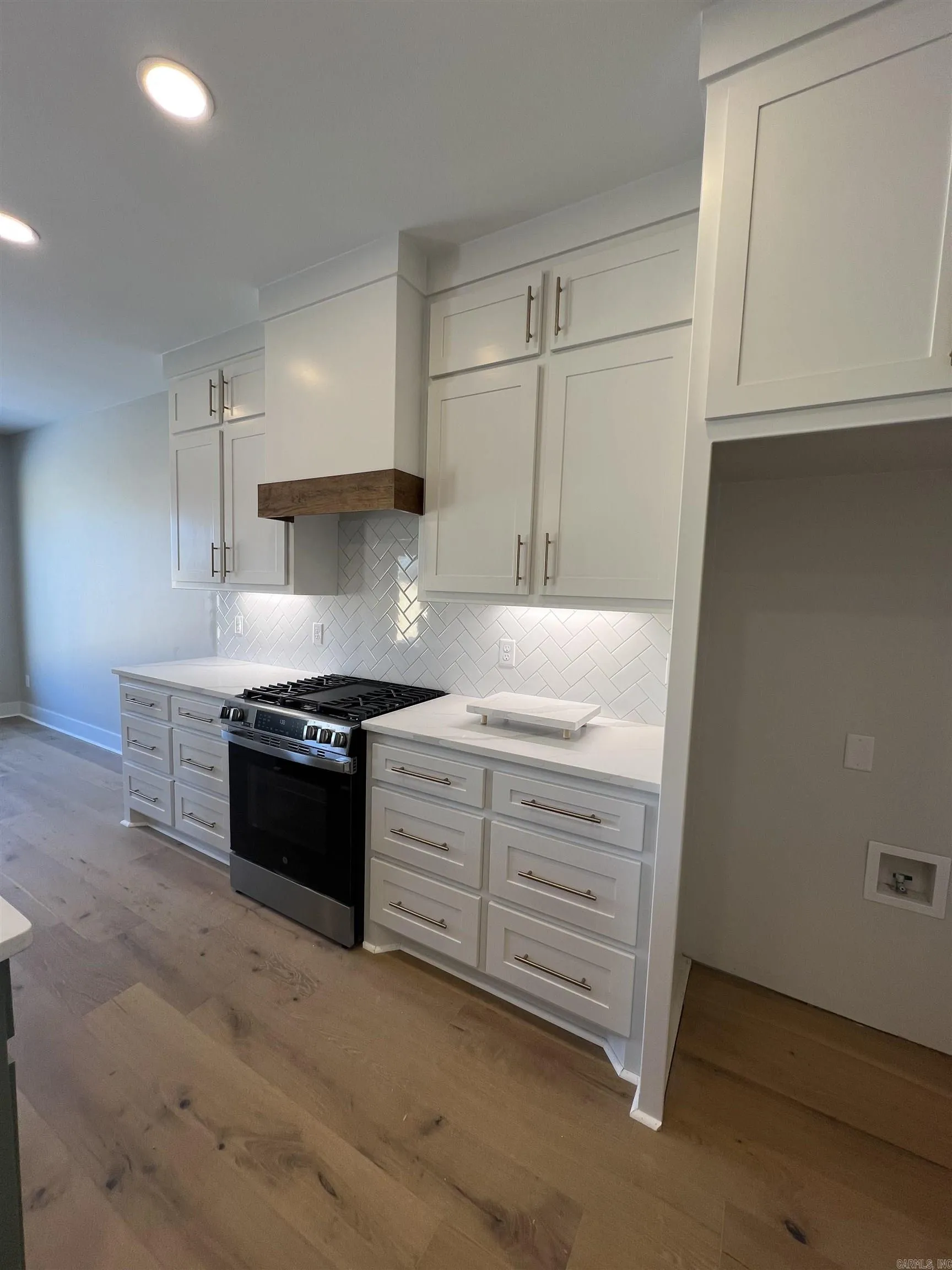 Property at 3016  Brockport - Image 6