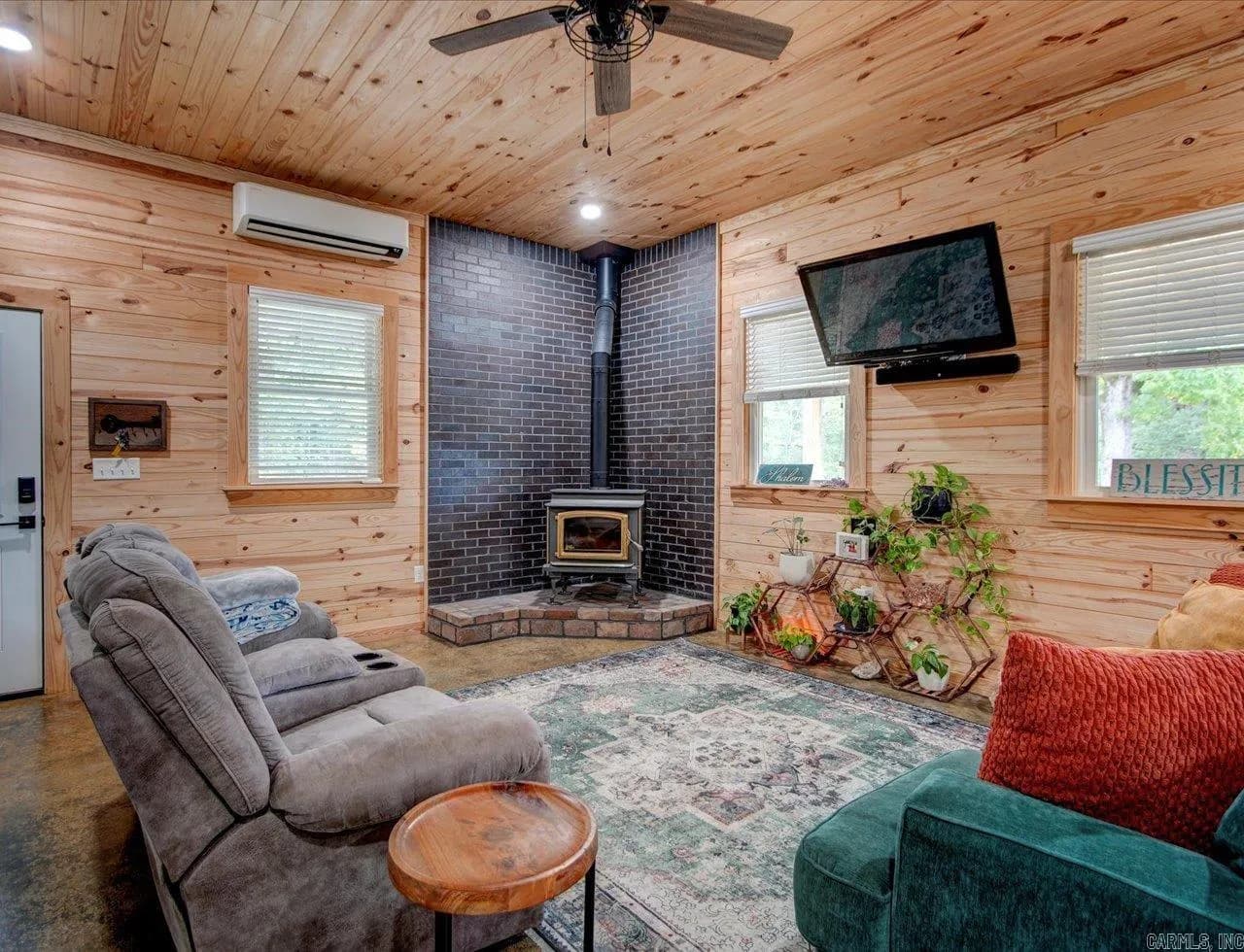 Property at 275  Asbury - Image 6