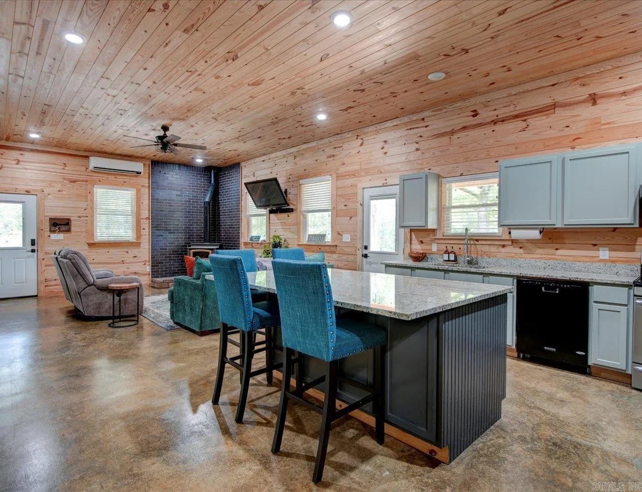 Property at 275  Asbury - Image 10
